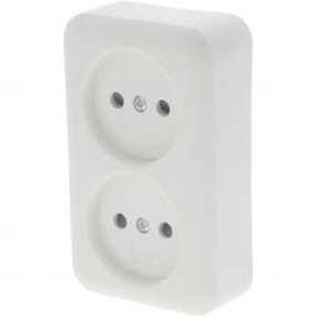Q-LINK Double Wall Socket Polar White with Child Safety