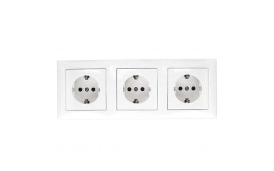 HLW LED Aigi Cika 3-way white wall socket with earth connection - Safe LED accessories