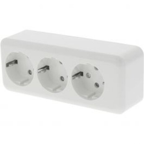 Q-LINK 3-way Surface-mounted Wall Socket with Earth Connection and Child Safety Feature LED accessories