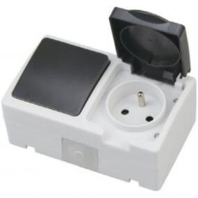Outdoor Socket with Single-Pole Switch - Waterproof IP54