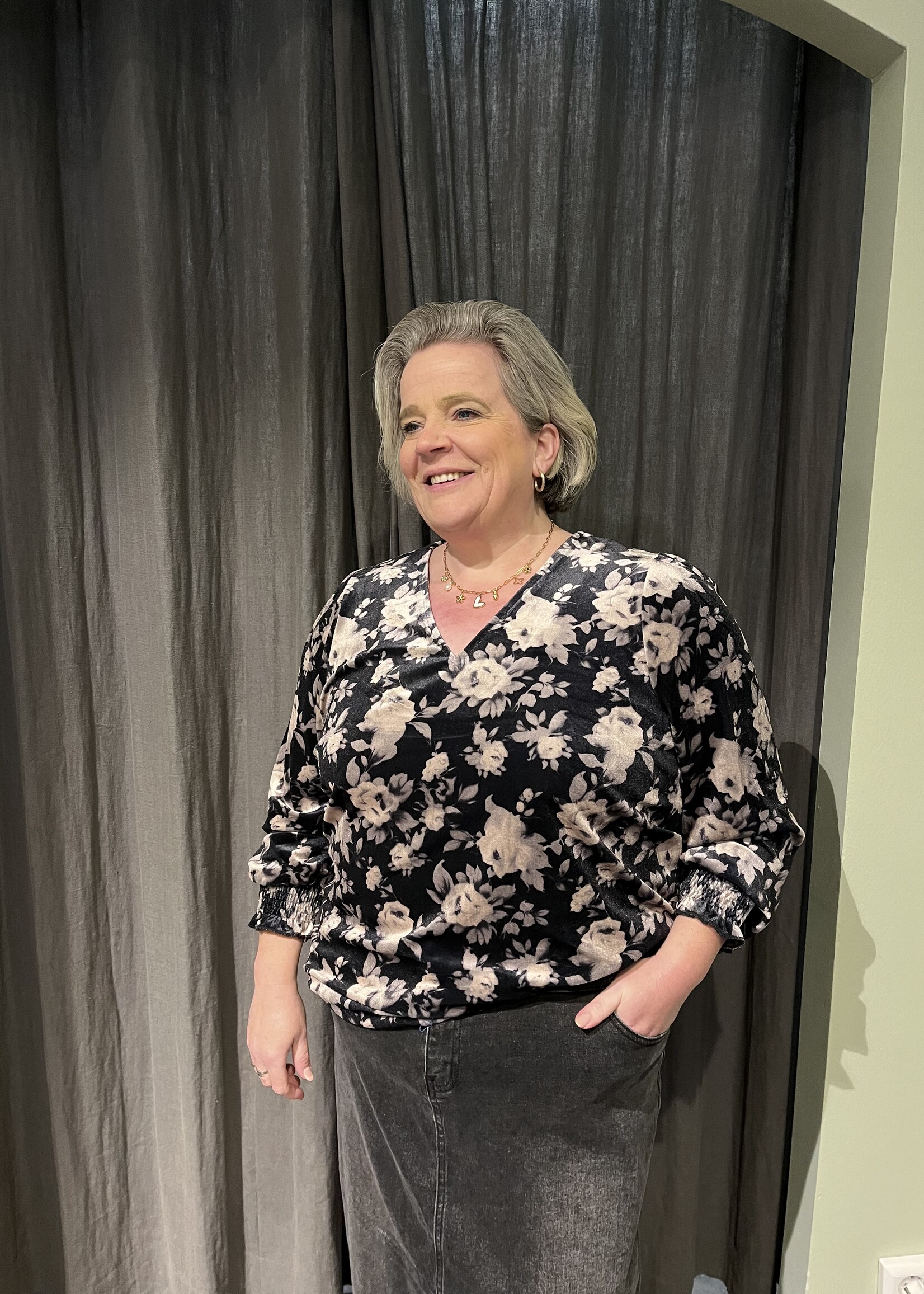 Exxcellent Bowiene Top Black Maat 52