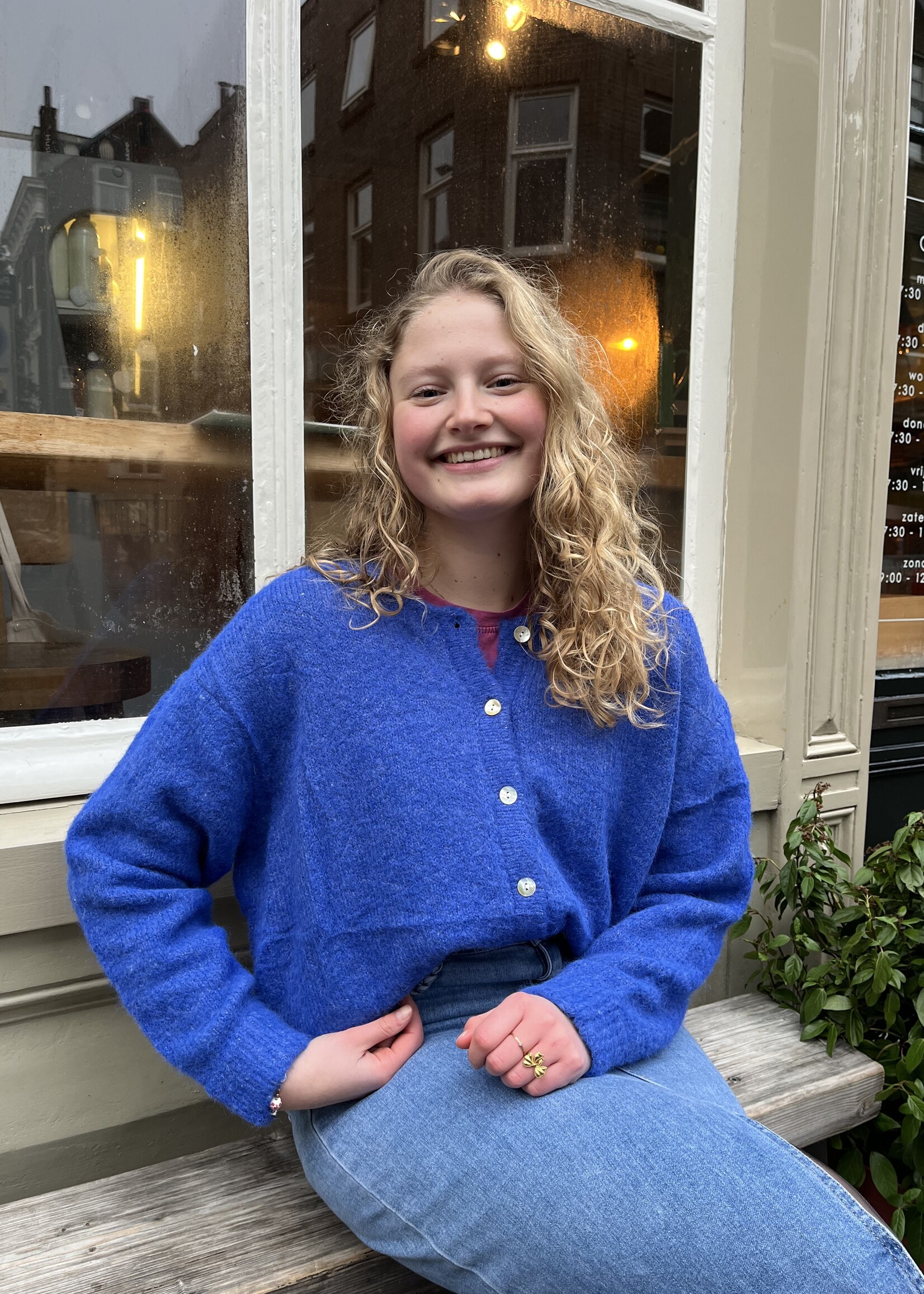 Maddie vestje gebreid Kobalt
