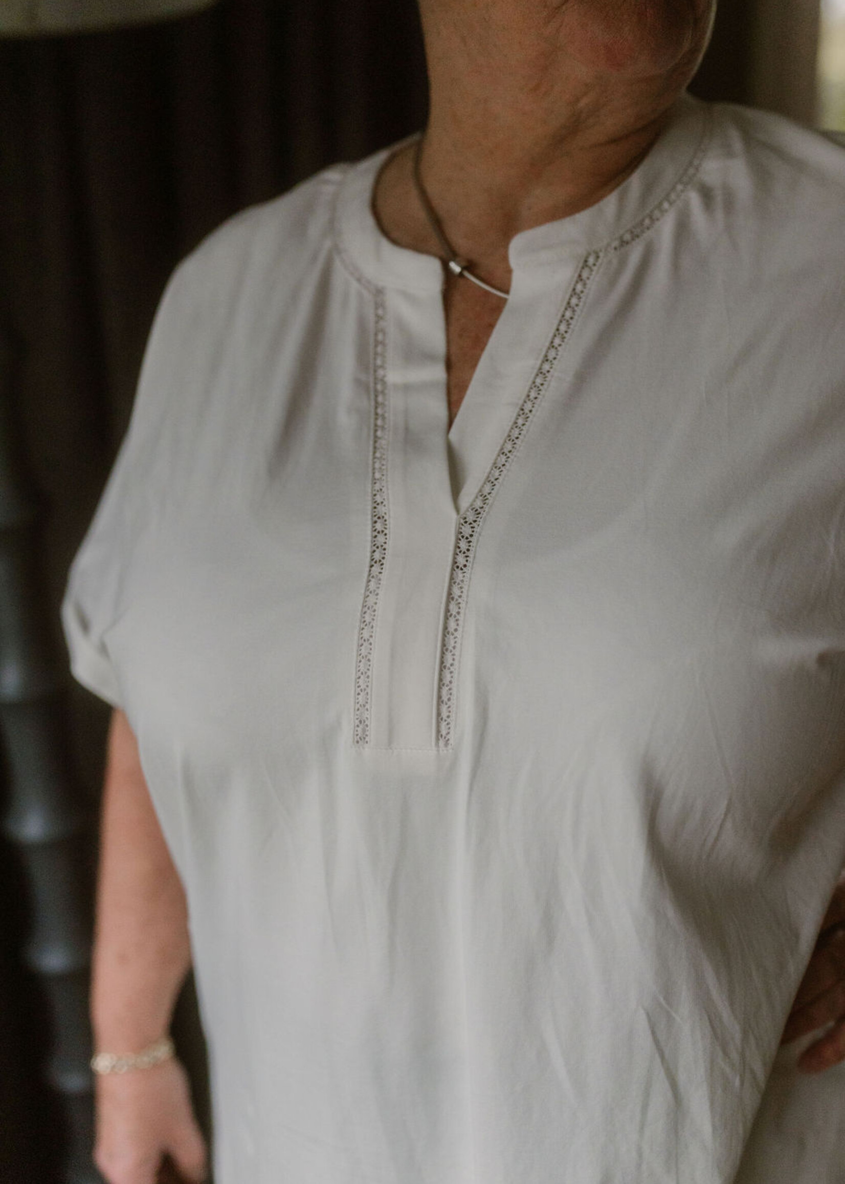 Exxcellent Everly Top Offwhite Maat 44