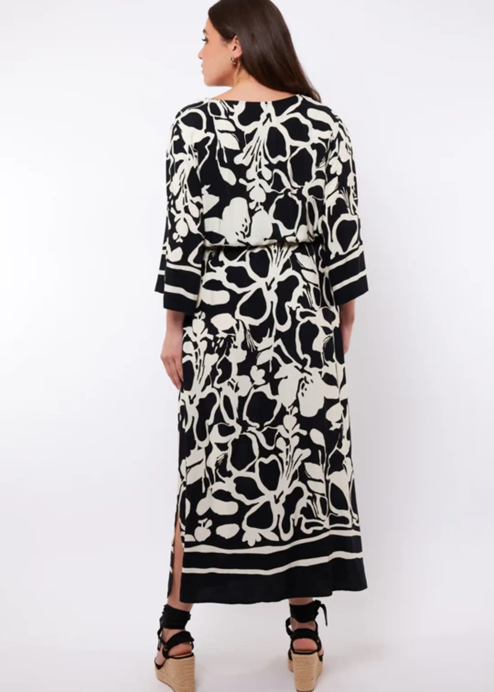 Exxcellent Soraya Dress Black/Ecru Maa t 44