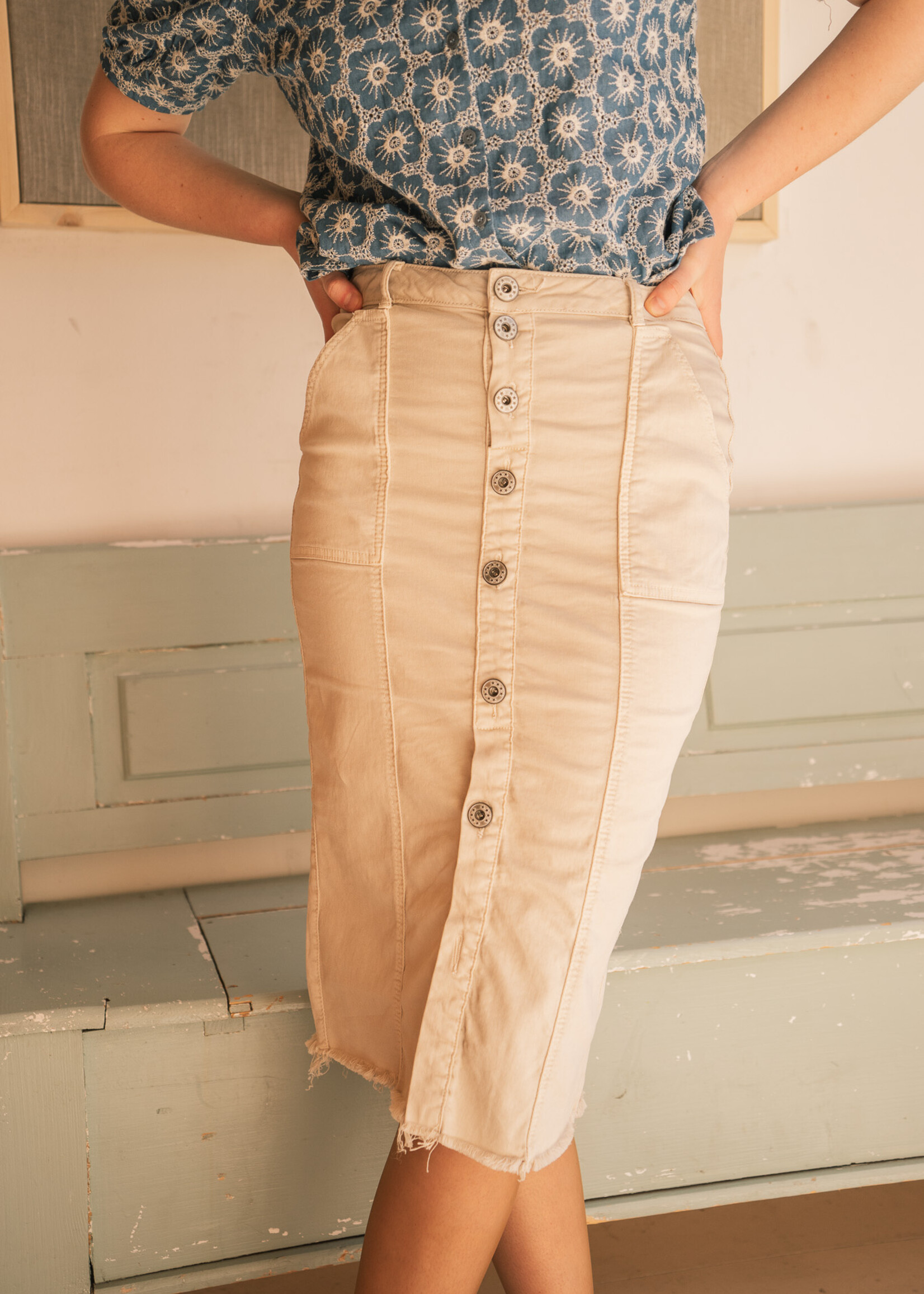 C&S The Label Avignon Skirt Sand Maat S