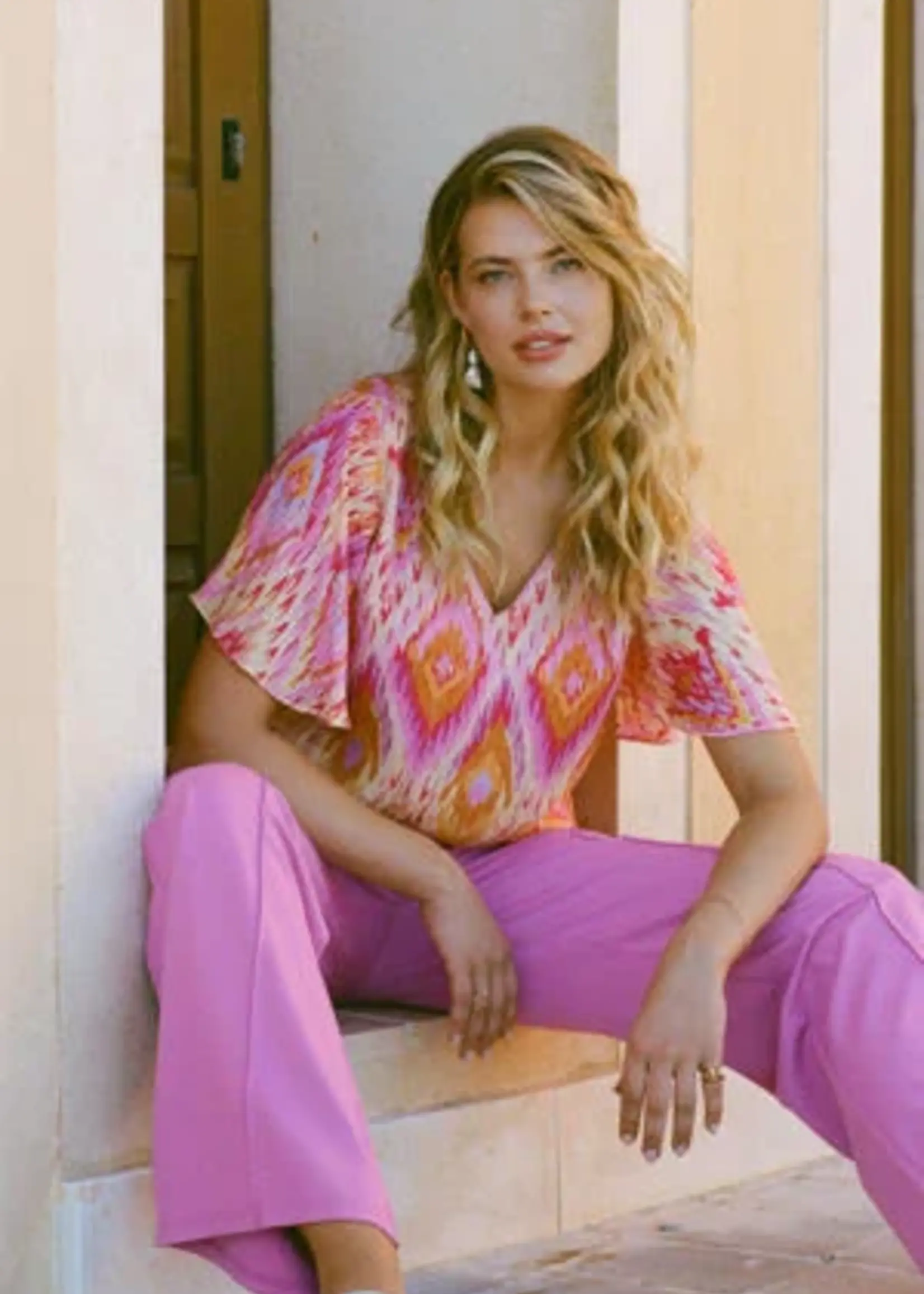 C&S The Label Florence Top Super Pink/Color Mix Maat L