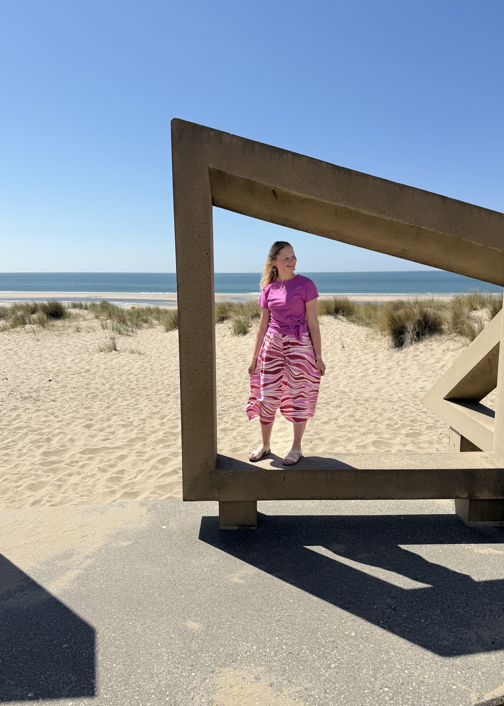 C&S The Label Lugo Top Super Pink Maat S