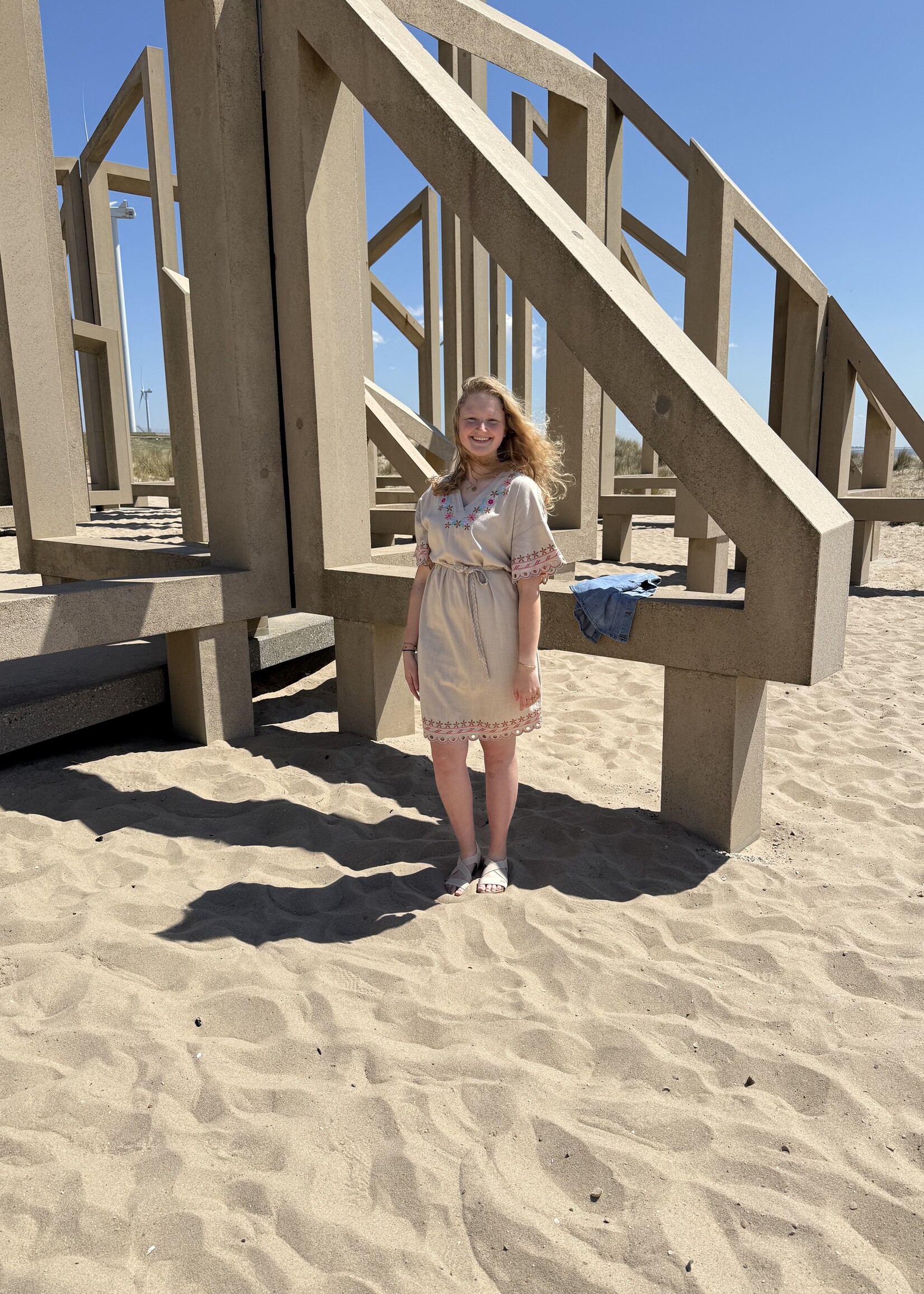 C&S The Label Almada Dress Sand Maat XL