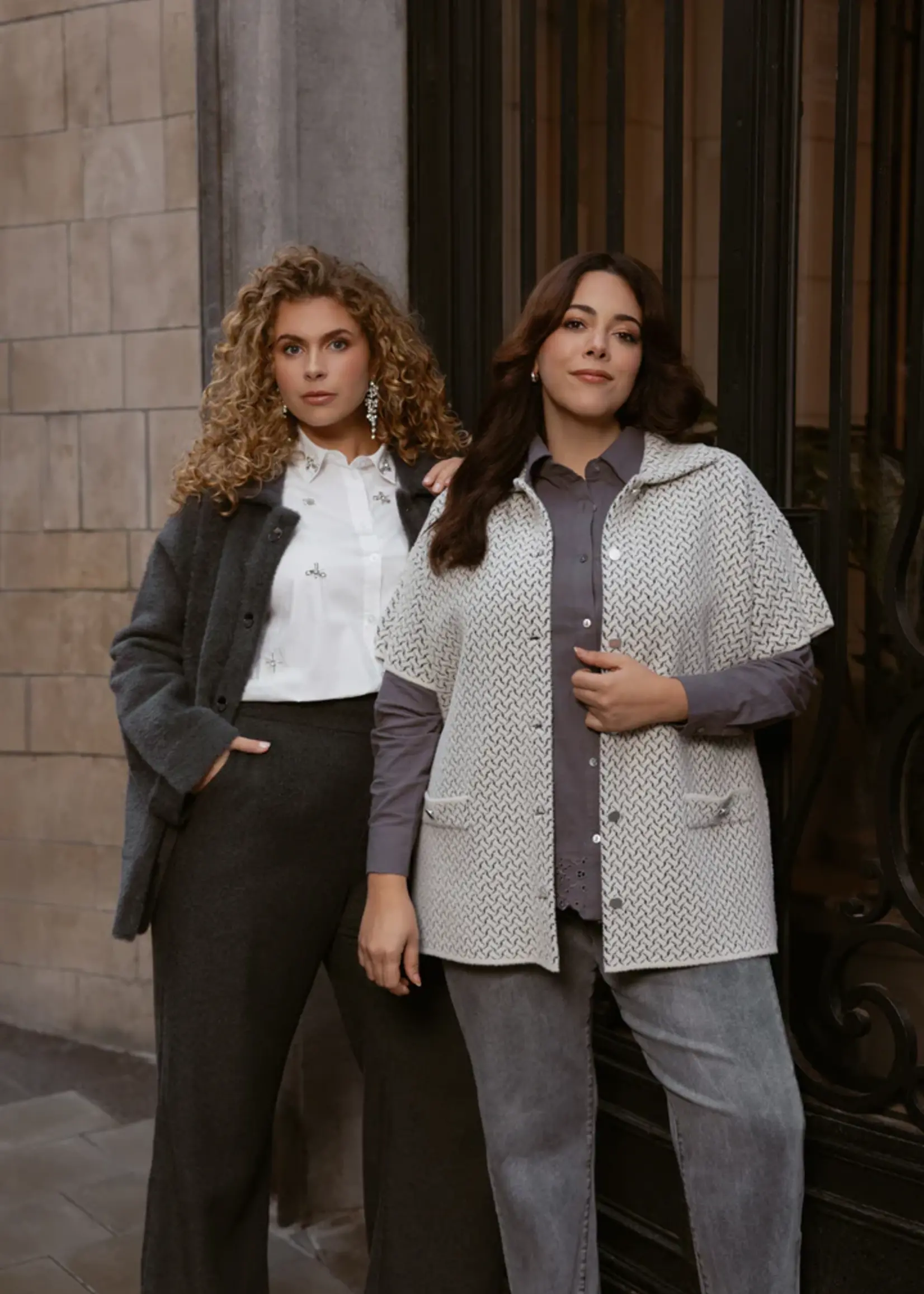 Exxcellent Eloise Knit Cardigan Sand