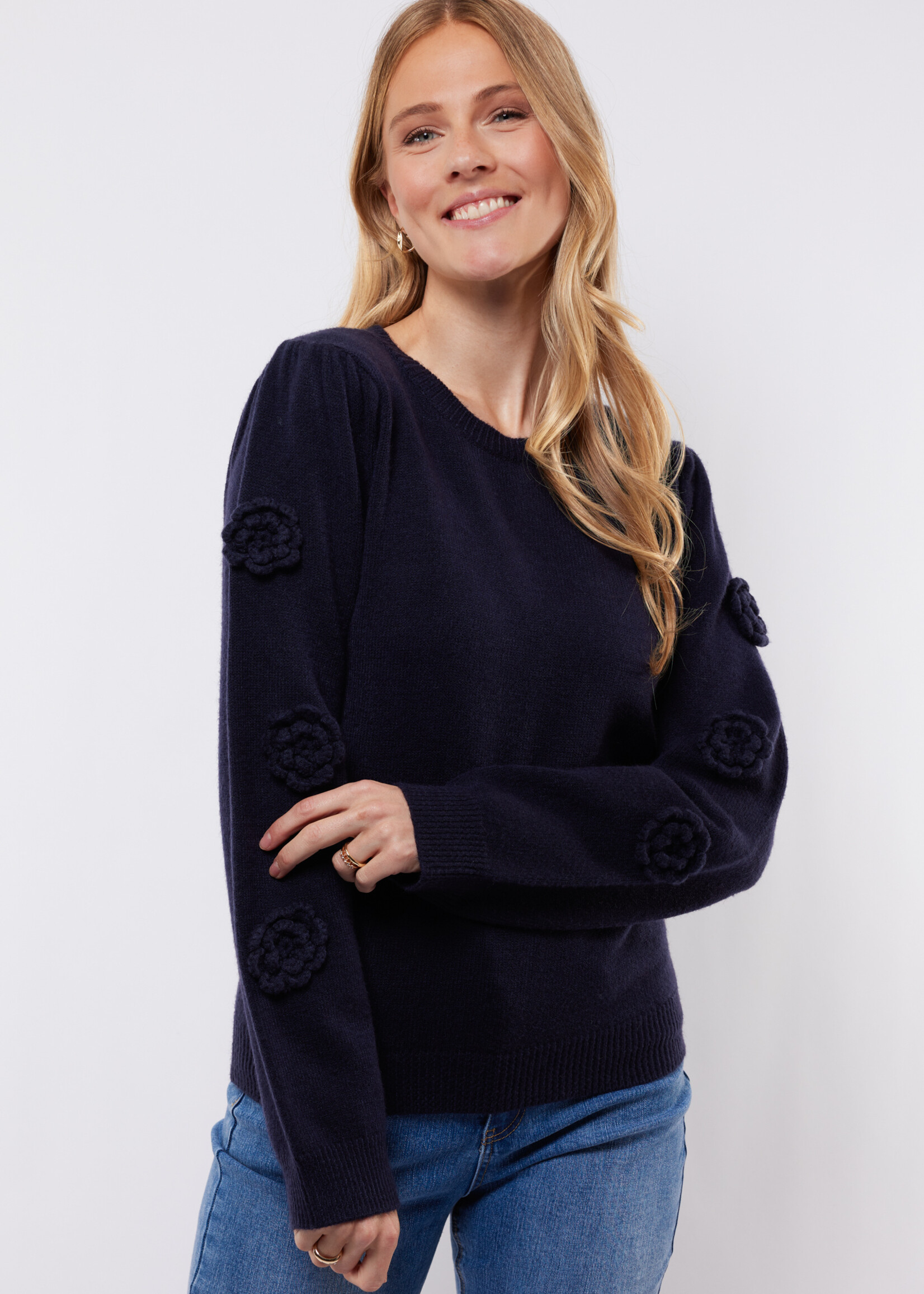 C&S The Label Amira Knit Top Midnight Blue