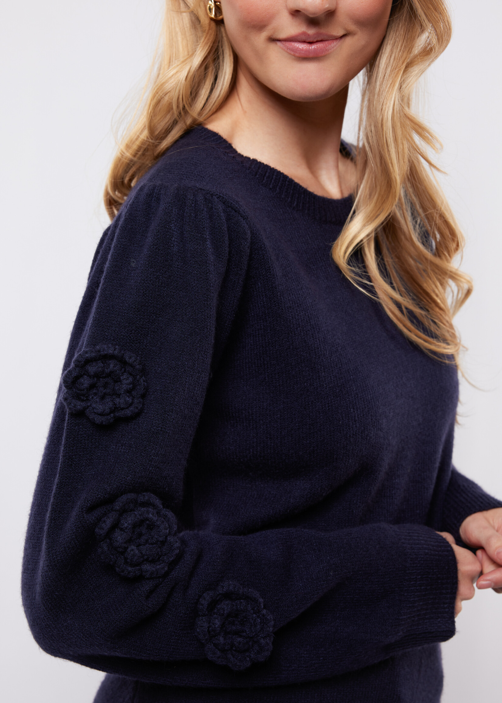 C&S The Label Amira Knit Top Midnight Blue Maat M/L
