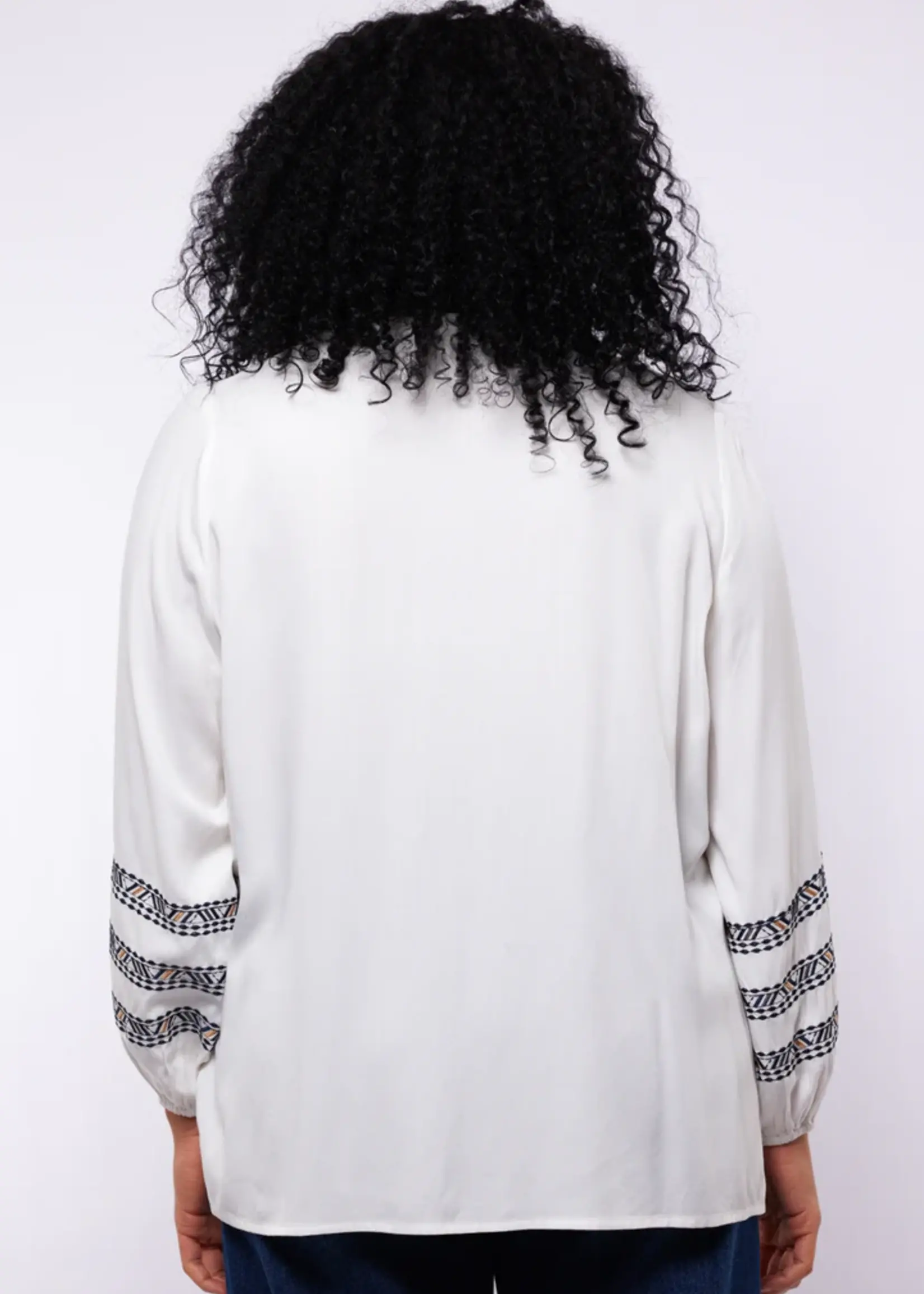 Exxcellent Kallie Blouse Offwhite