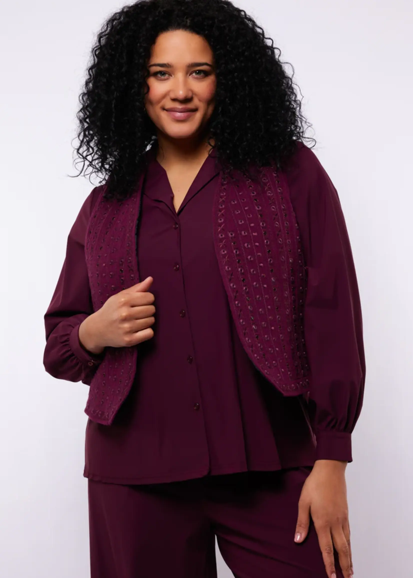 Exxcellent Jenna Gilet Mauve Wine