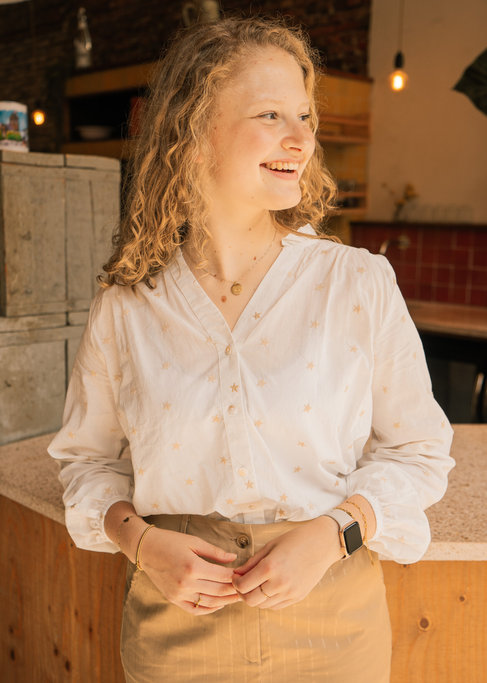 C&S The Label Lizzy Blouse Offwhite/Sand Maat XS/S