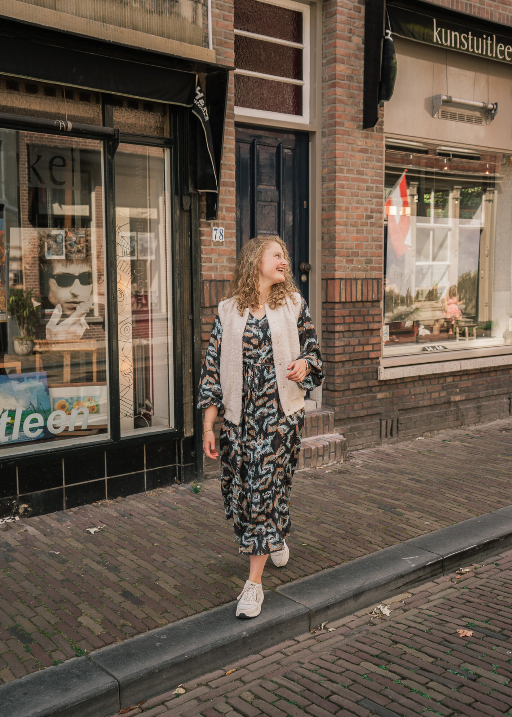 C&S The Label Giselle Gilet Sand