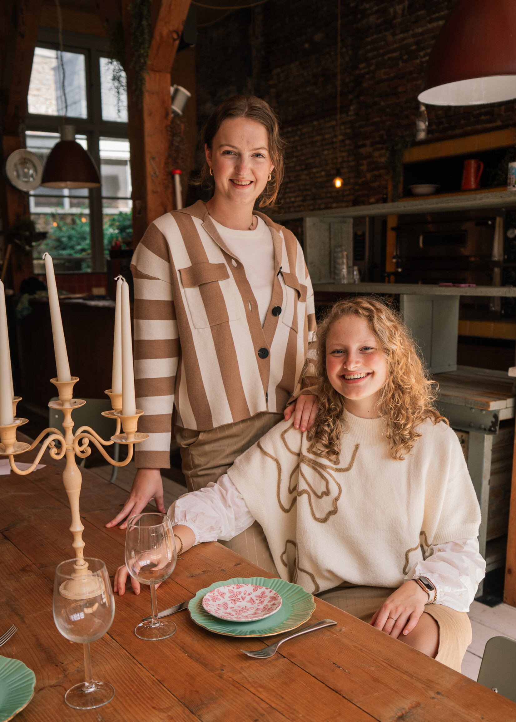 C&S The Label Violette Knit Gilet Wool White/Light Camel