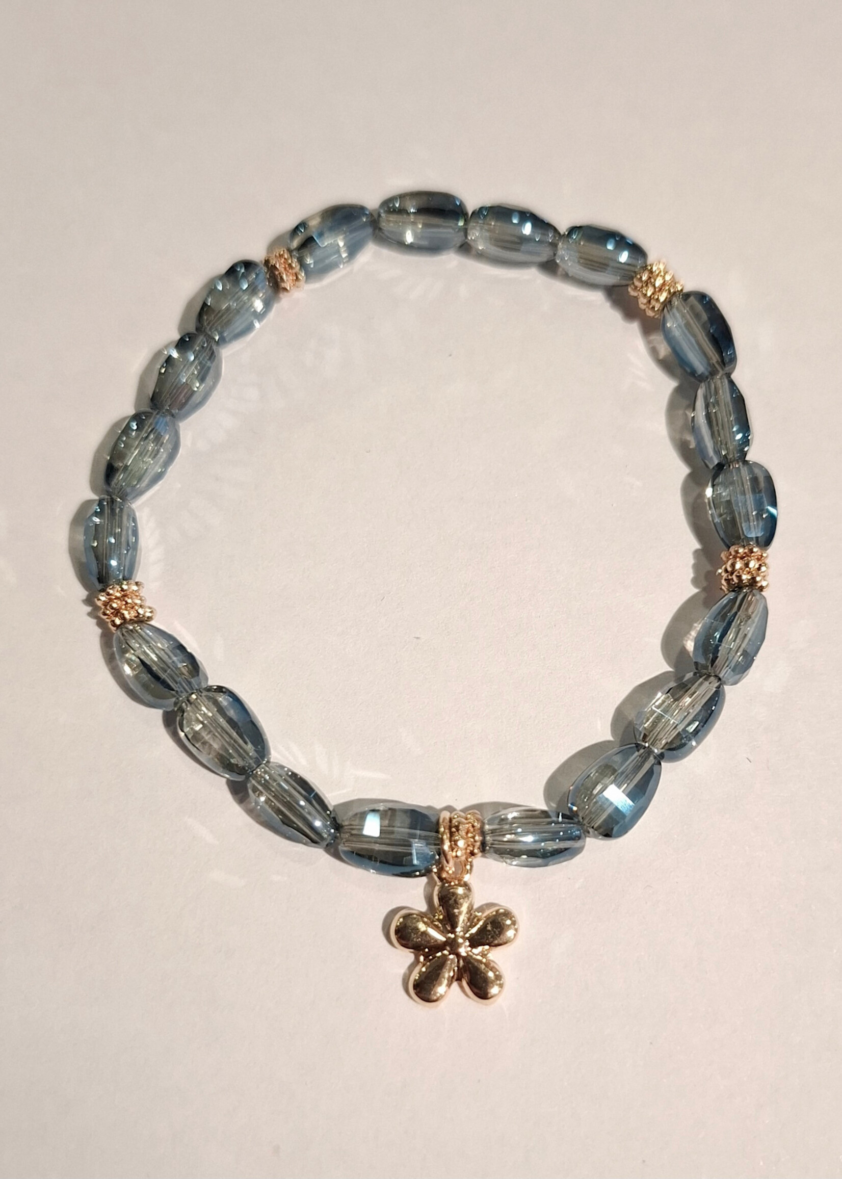 Armband Naomi shiny blue met bloem