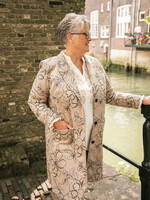 Ophilia Jolie 25W Scuba Suede Dessin Flower Sand Maat 1