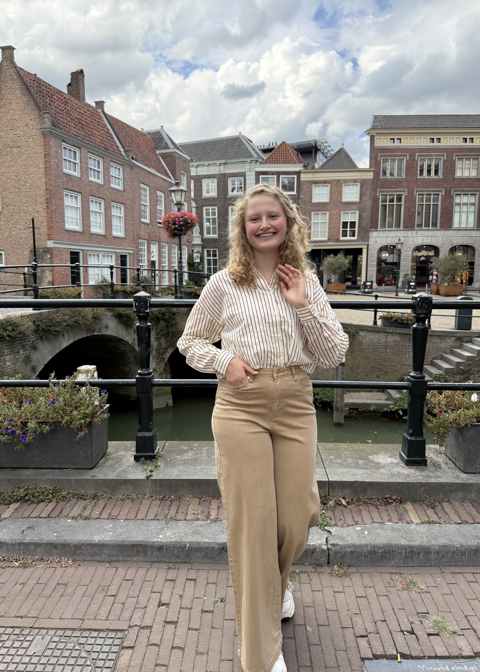 C&S The Label Lot Blouse Offwhite/Light Camel Maat XS