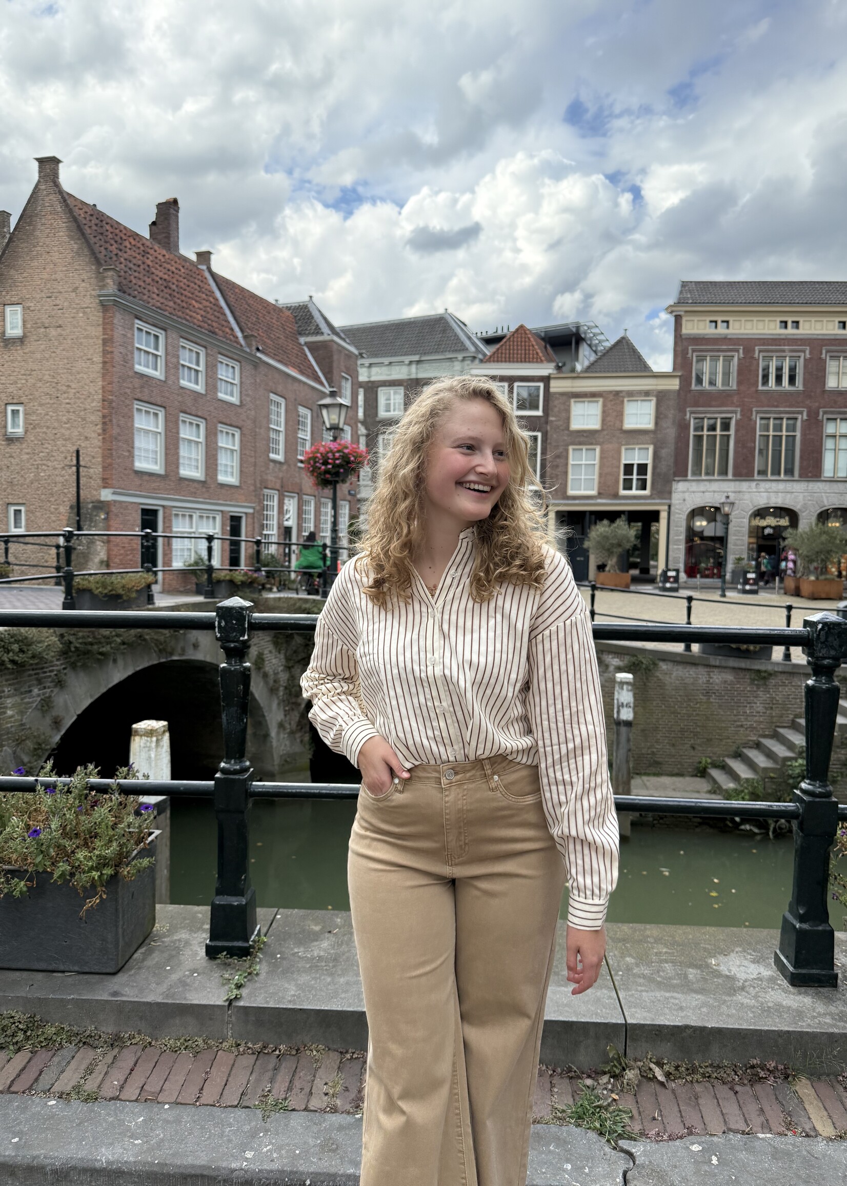 C&S The Label Lot Blouse Offwhite/Light Camel Maat XS