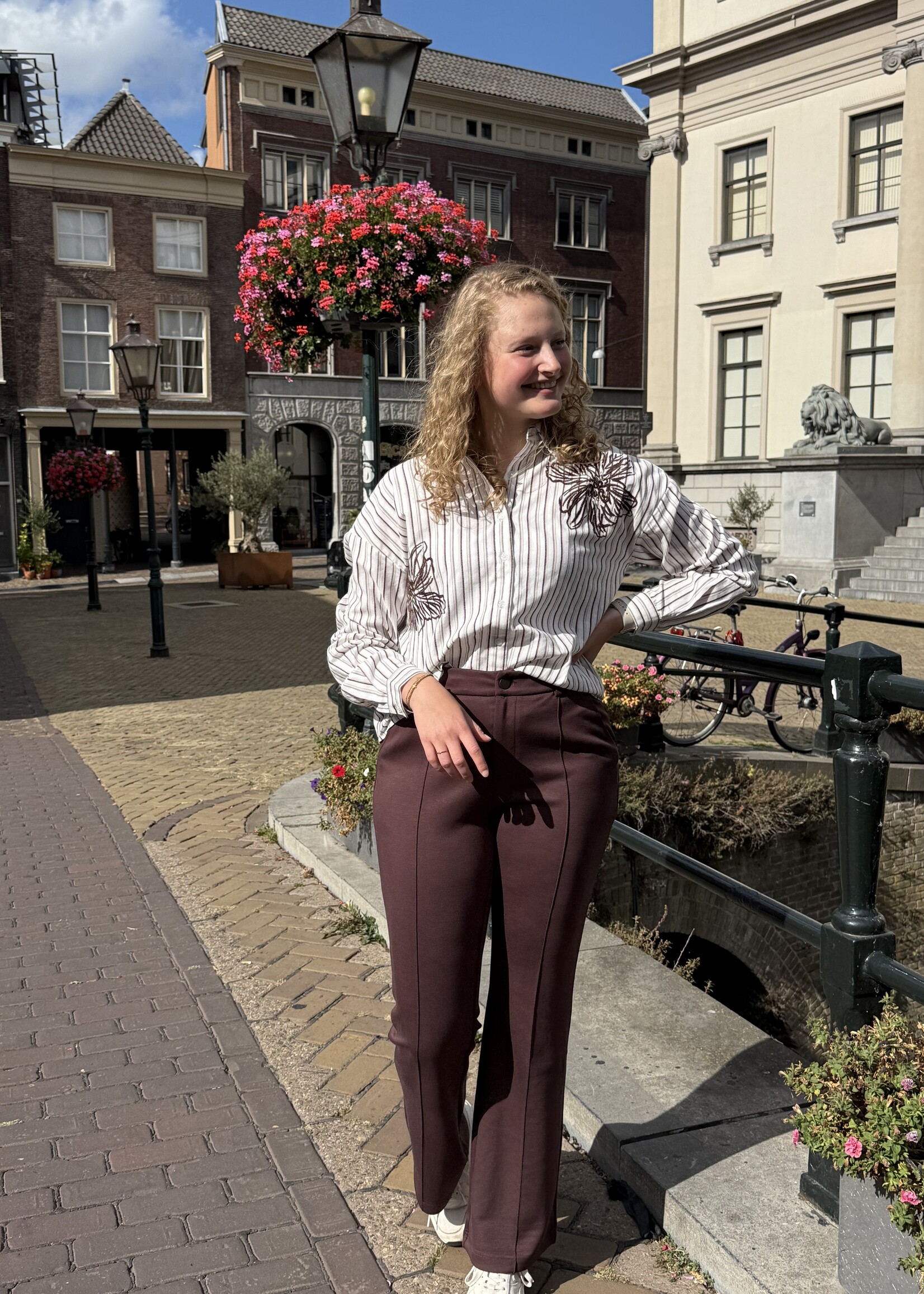 C&S The Label Petra Pants Dark Brown Maat M