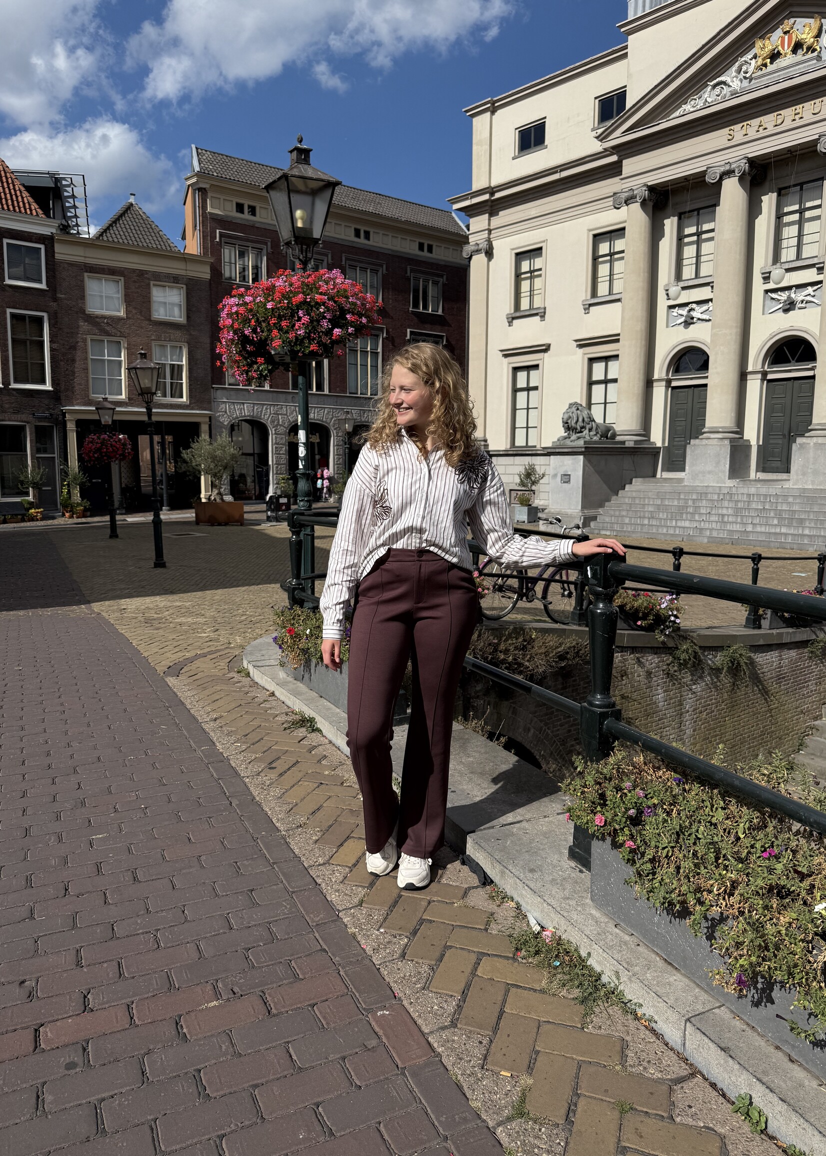 C&S The Label Petra Pants Dark Brown Maat M