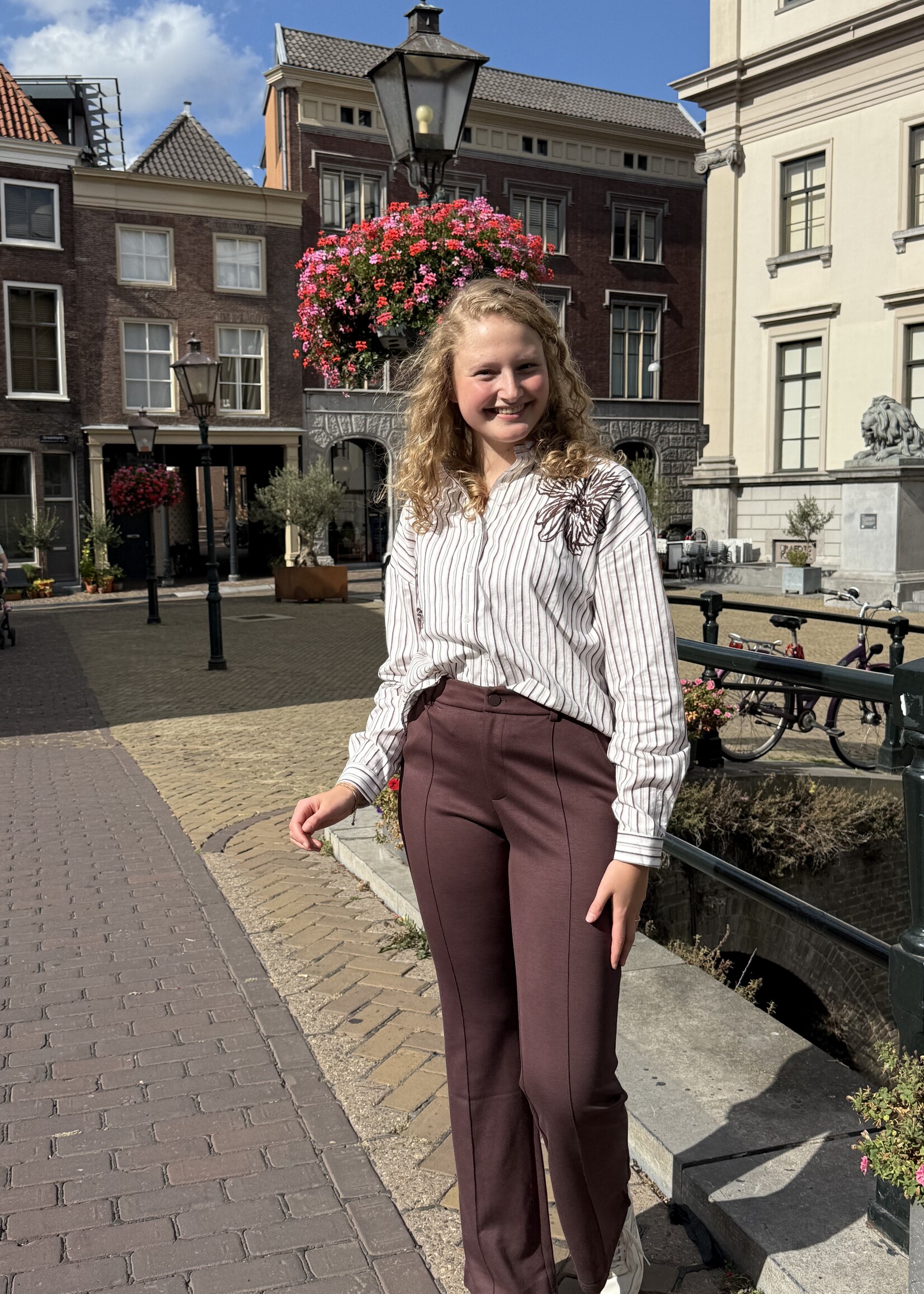 C&S The Label Petra Pants Dark Brown Maat M