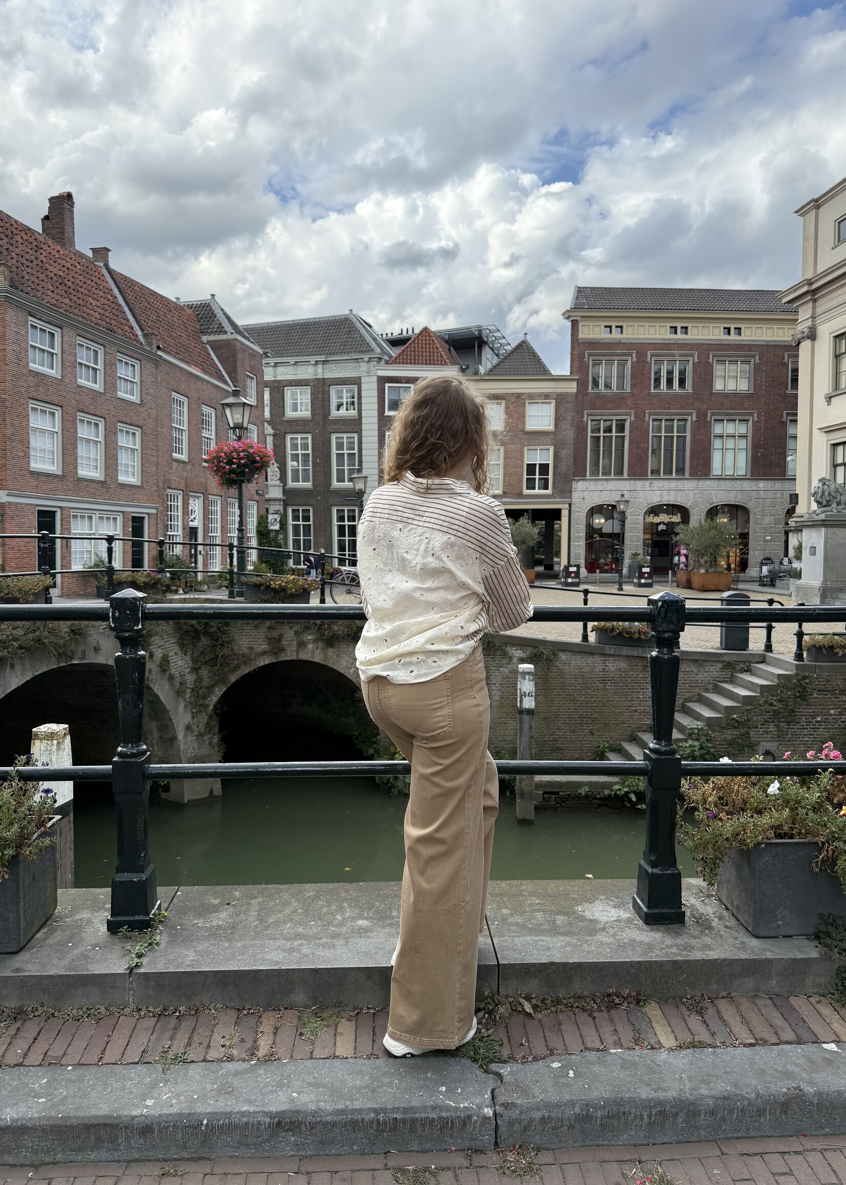 C&S The Label Nicole Pants Light Camel Maat XS en L