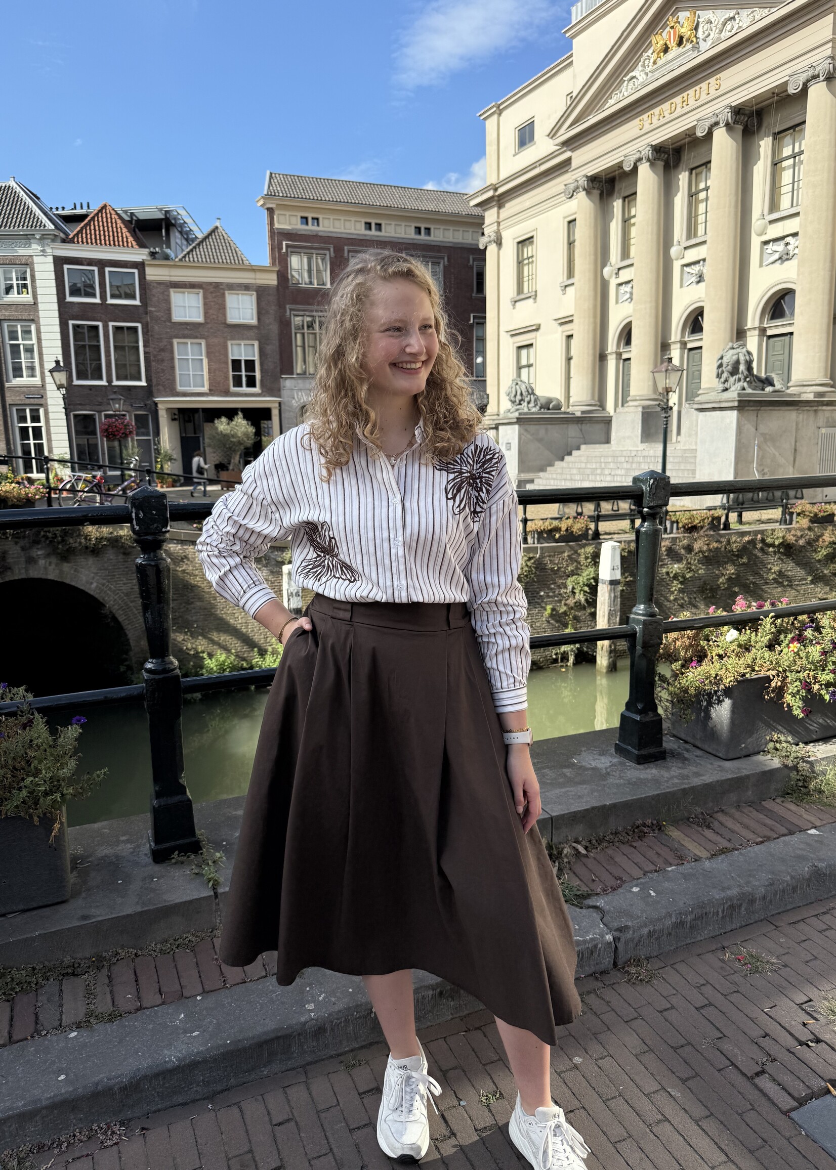 C&S The Label Lonneke Blouse Offwhite/Polignac  Maat S & M