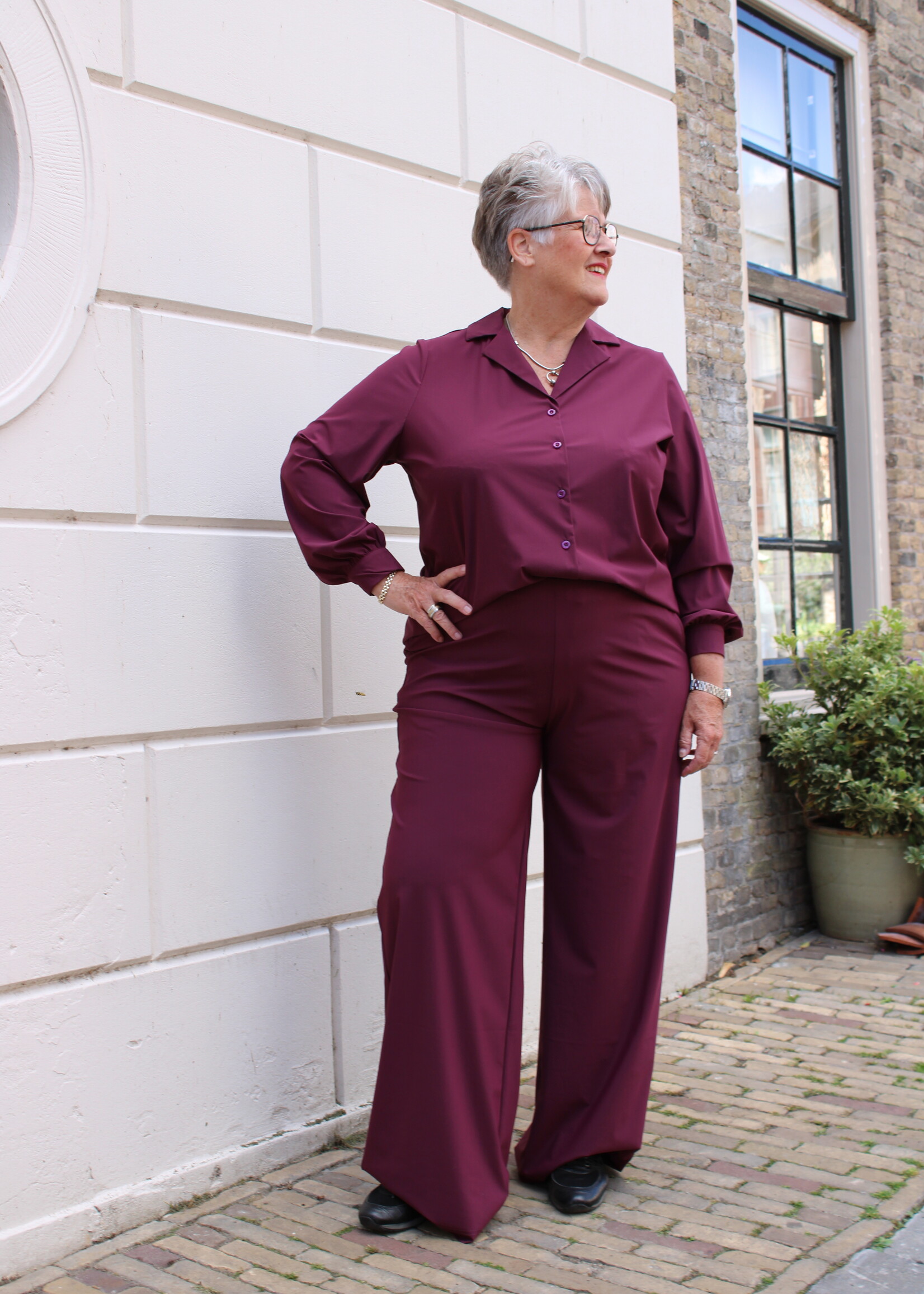 Exxcellent Shay Pants Mauve Wine