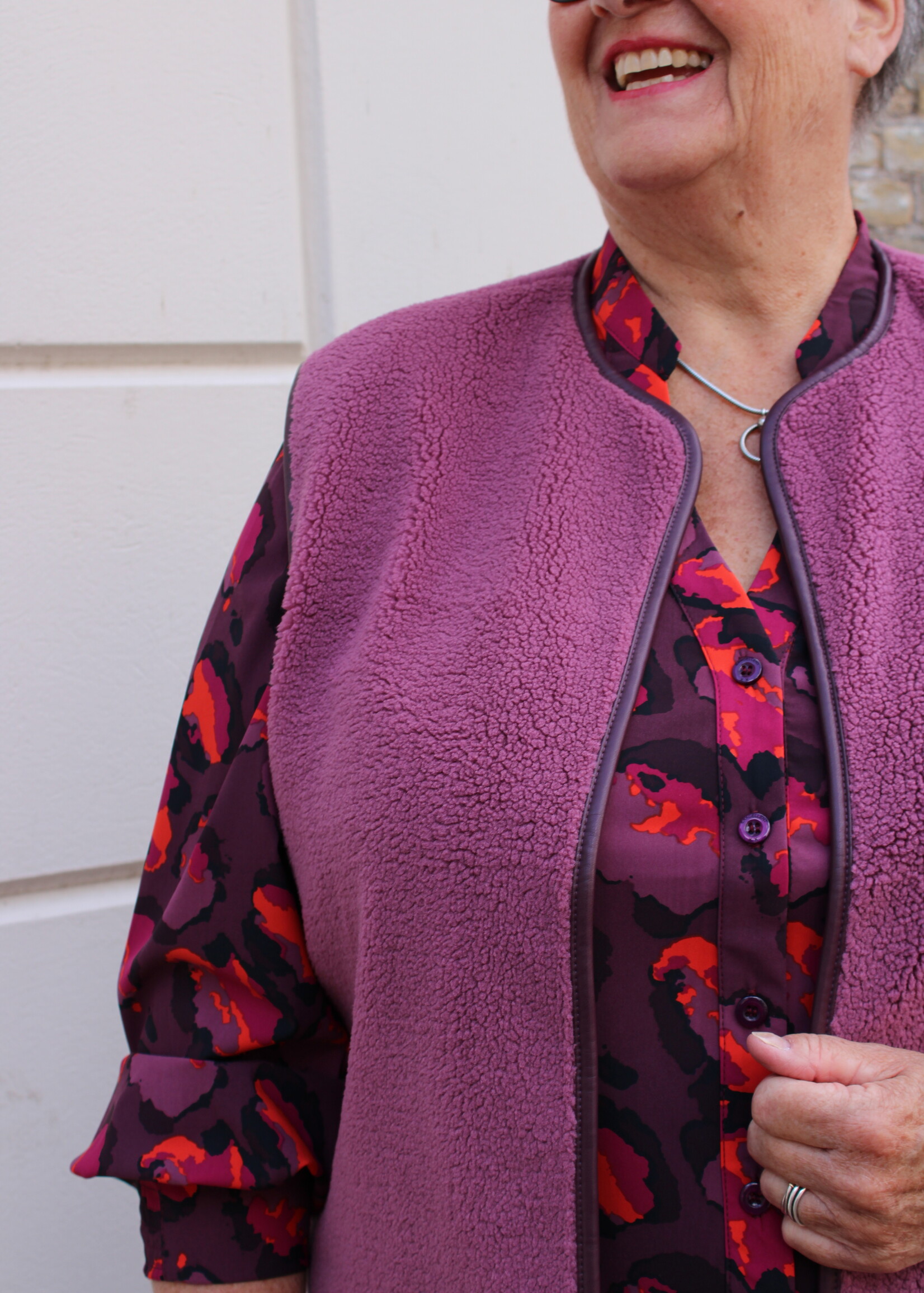 Exxcellent Remi Gilet Mauve Wine