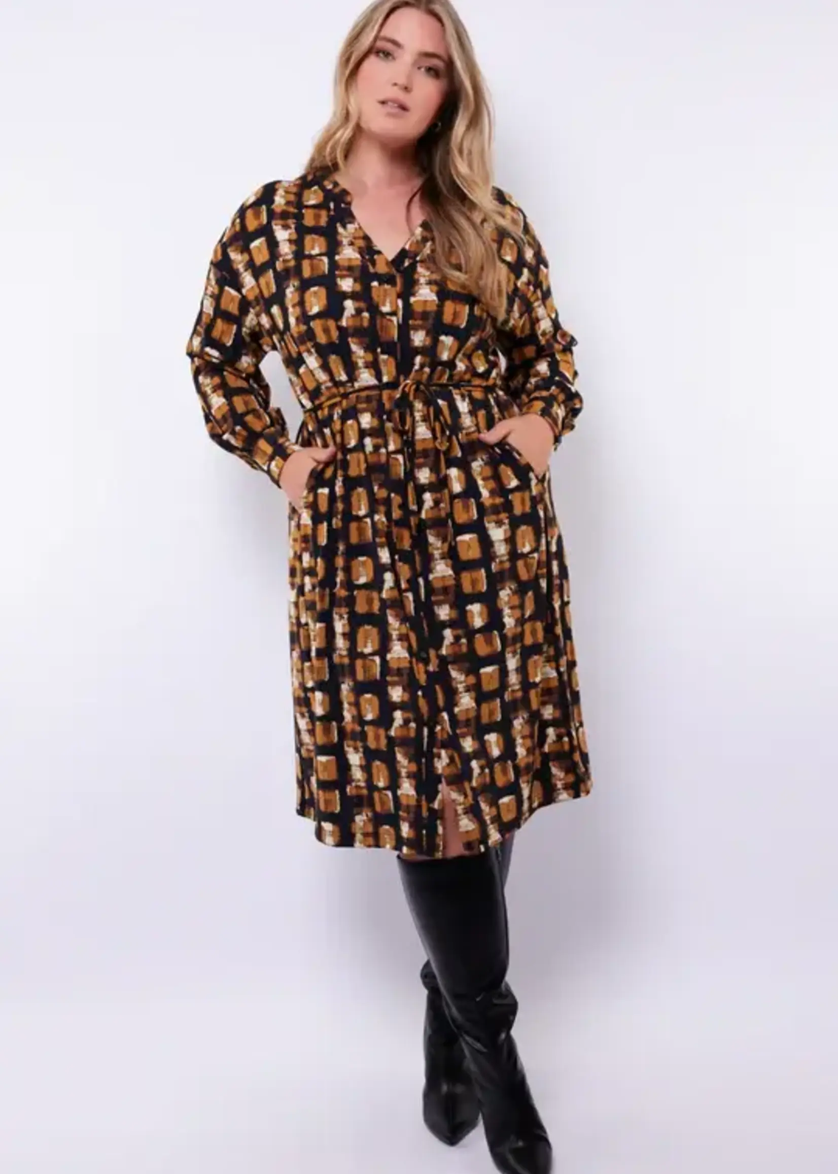 Exxcellent Brianna Dress Black/Cognac Maat 46