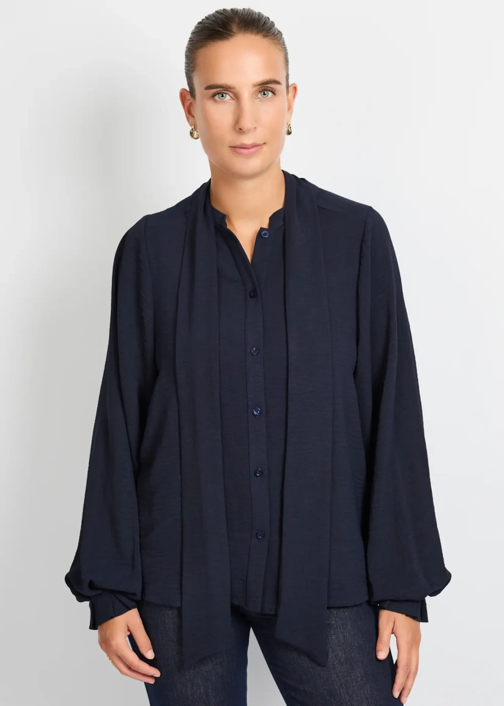 C&S The Label Lilith Blouse Midnight Blue Maat L