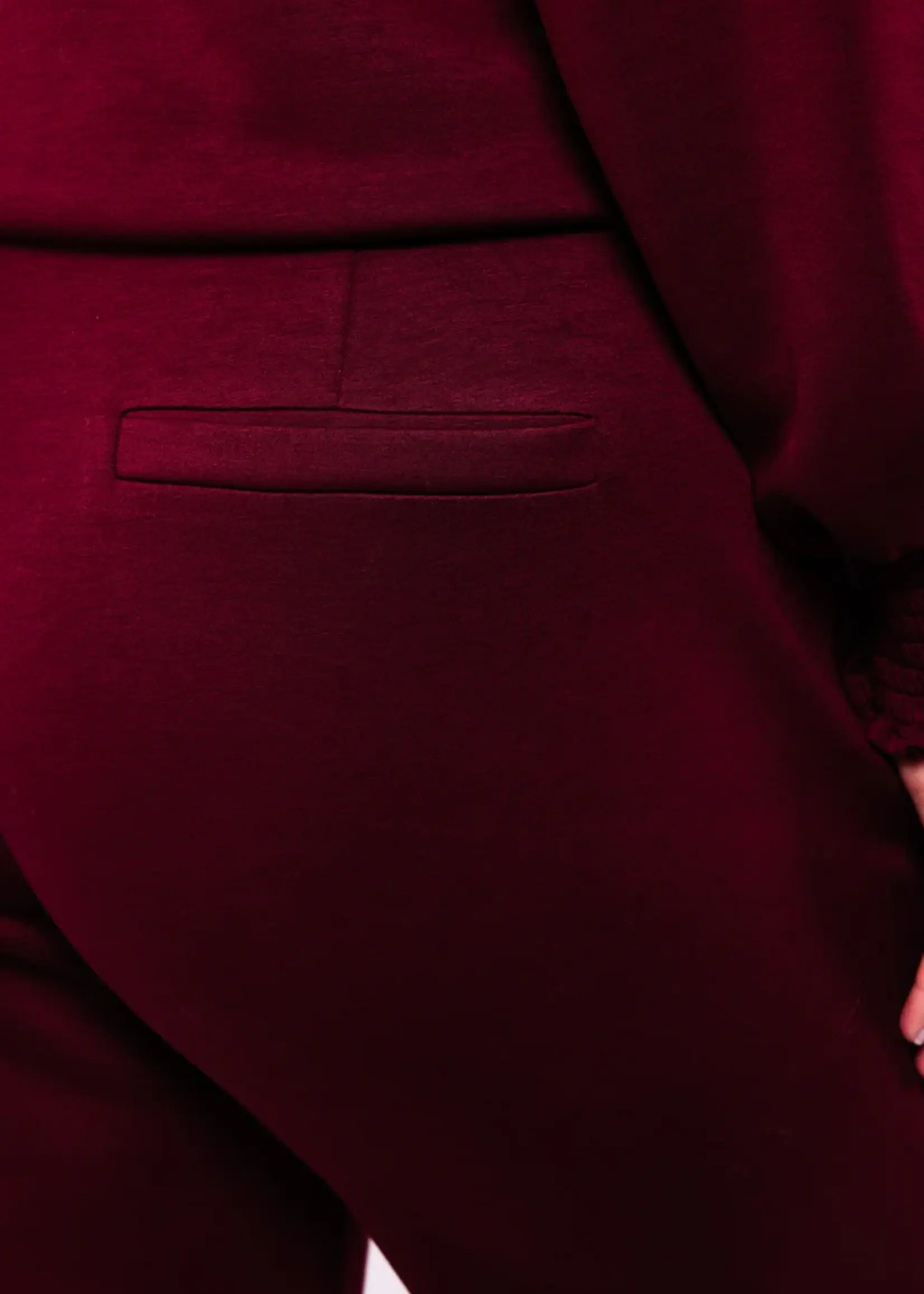Exxcellent Mira Pants Amarone Cabernet