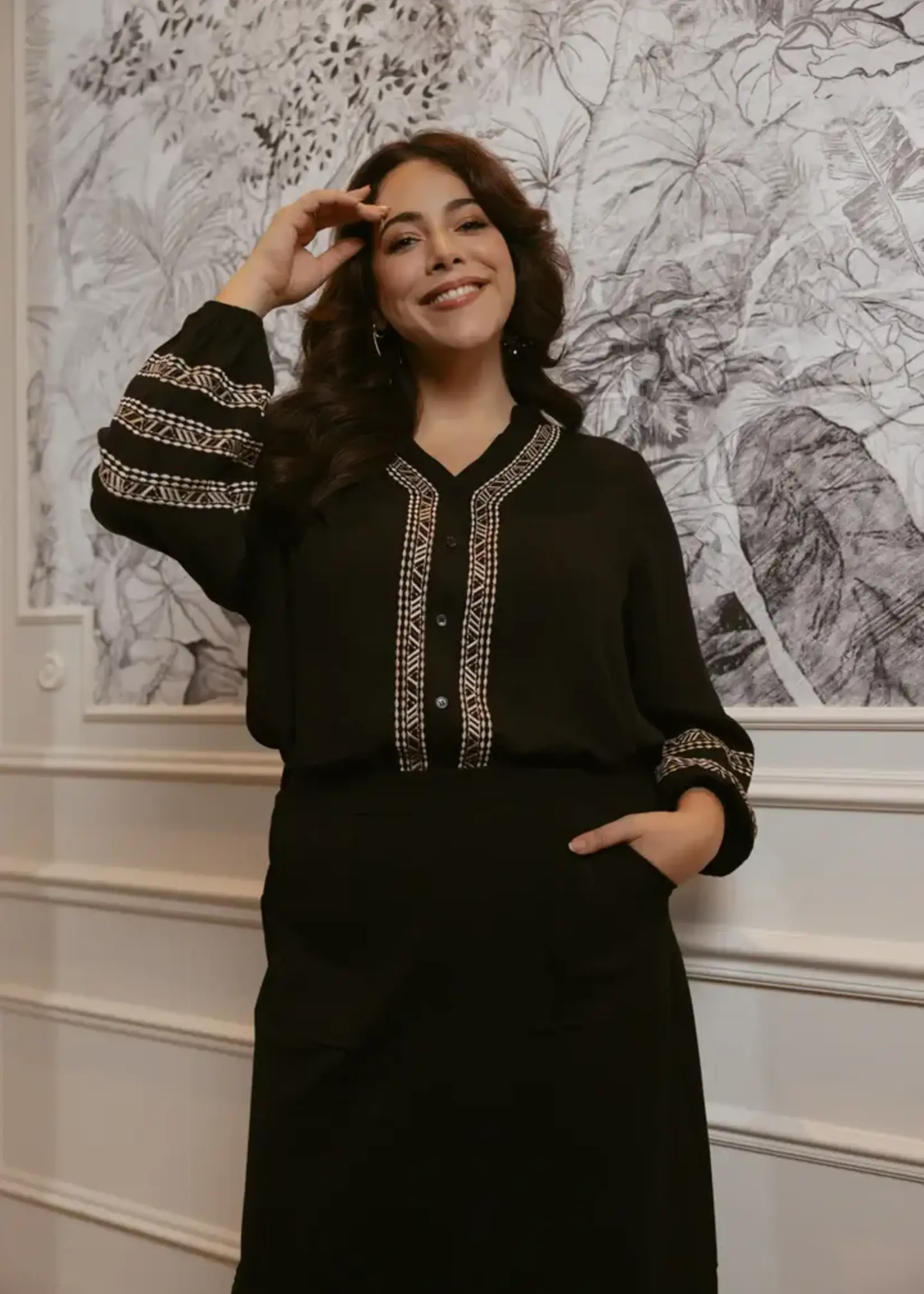 Exxcellent Kallie Blouse Black