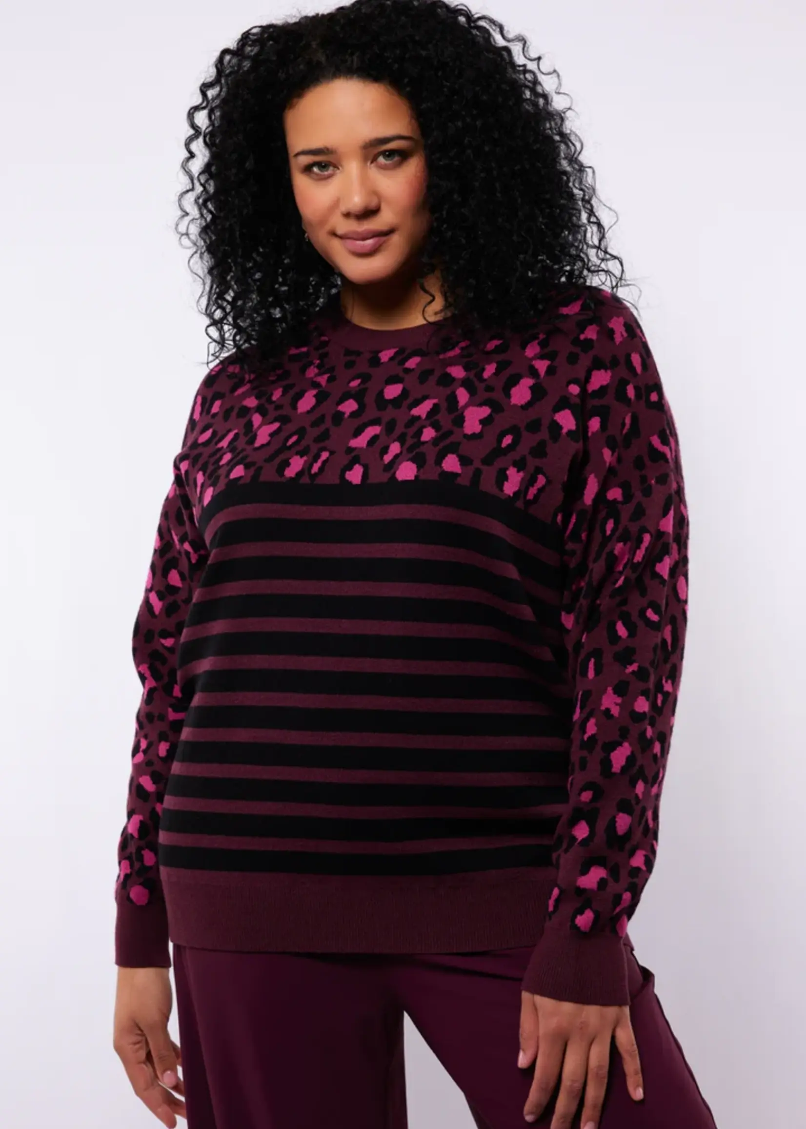 Exxcellent Luisa Knit Pullover Mauve Wine / Black