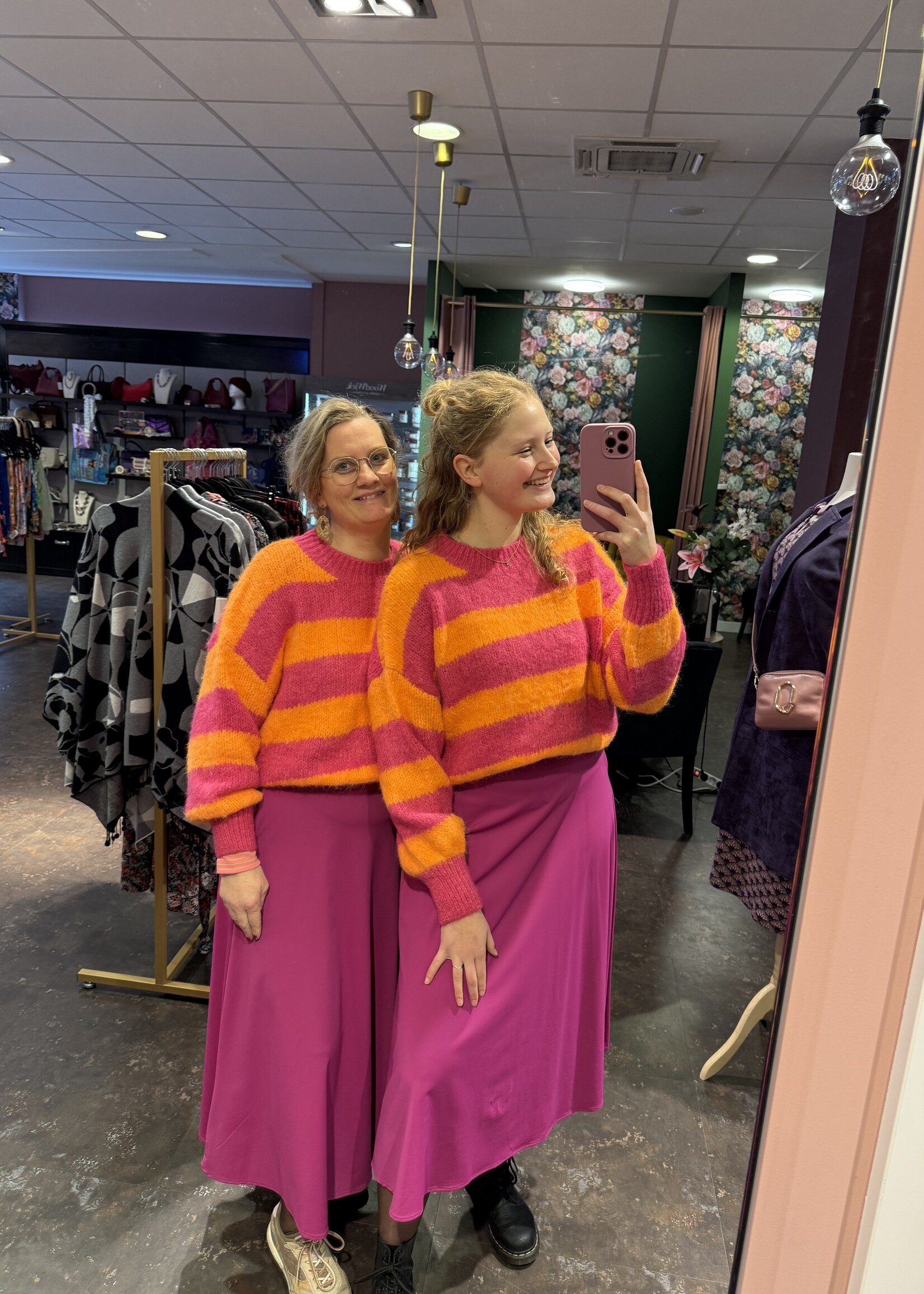 PRE ORDER Mia Stripe Vibe Knitwear Fuchsia Oranje