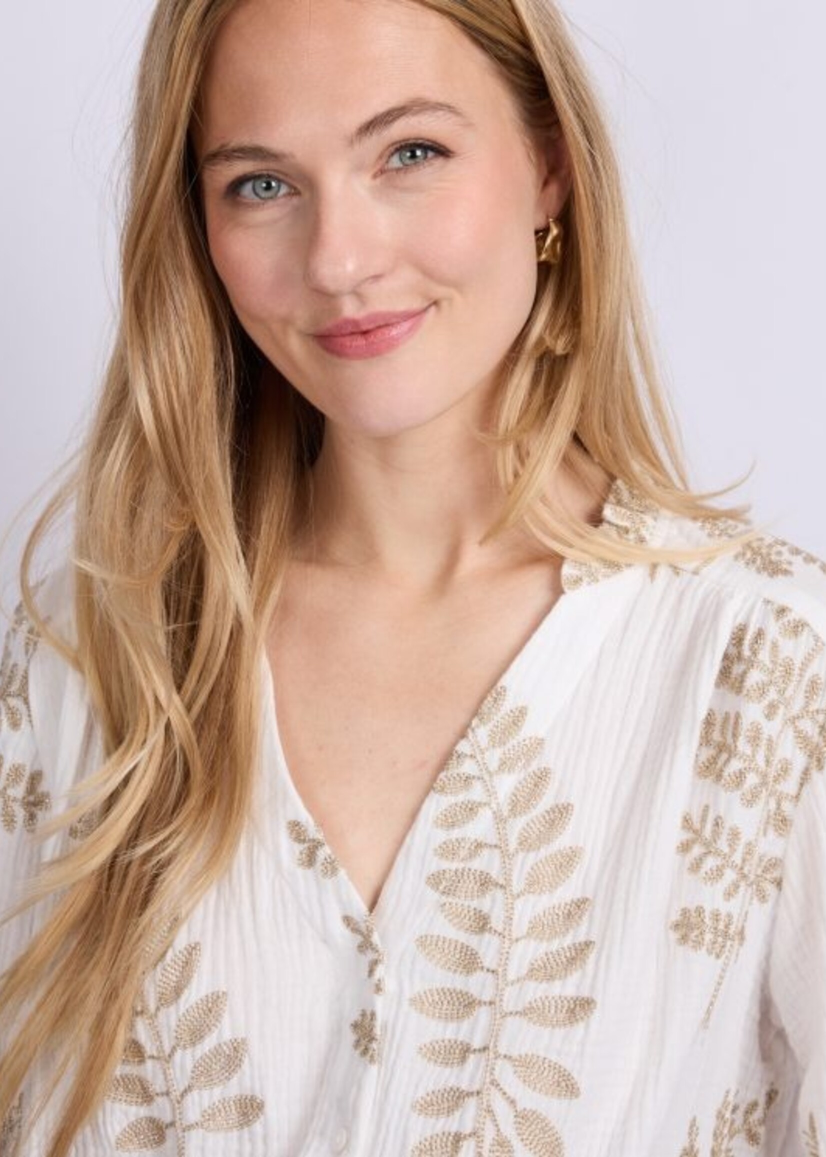 C&S The Label Lize Blouse Offwhite/Gold