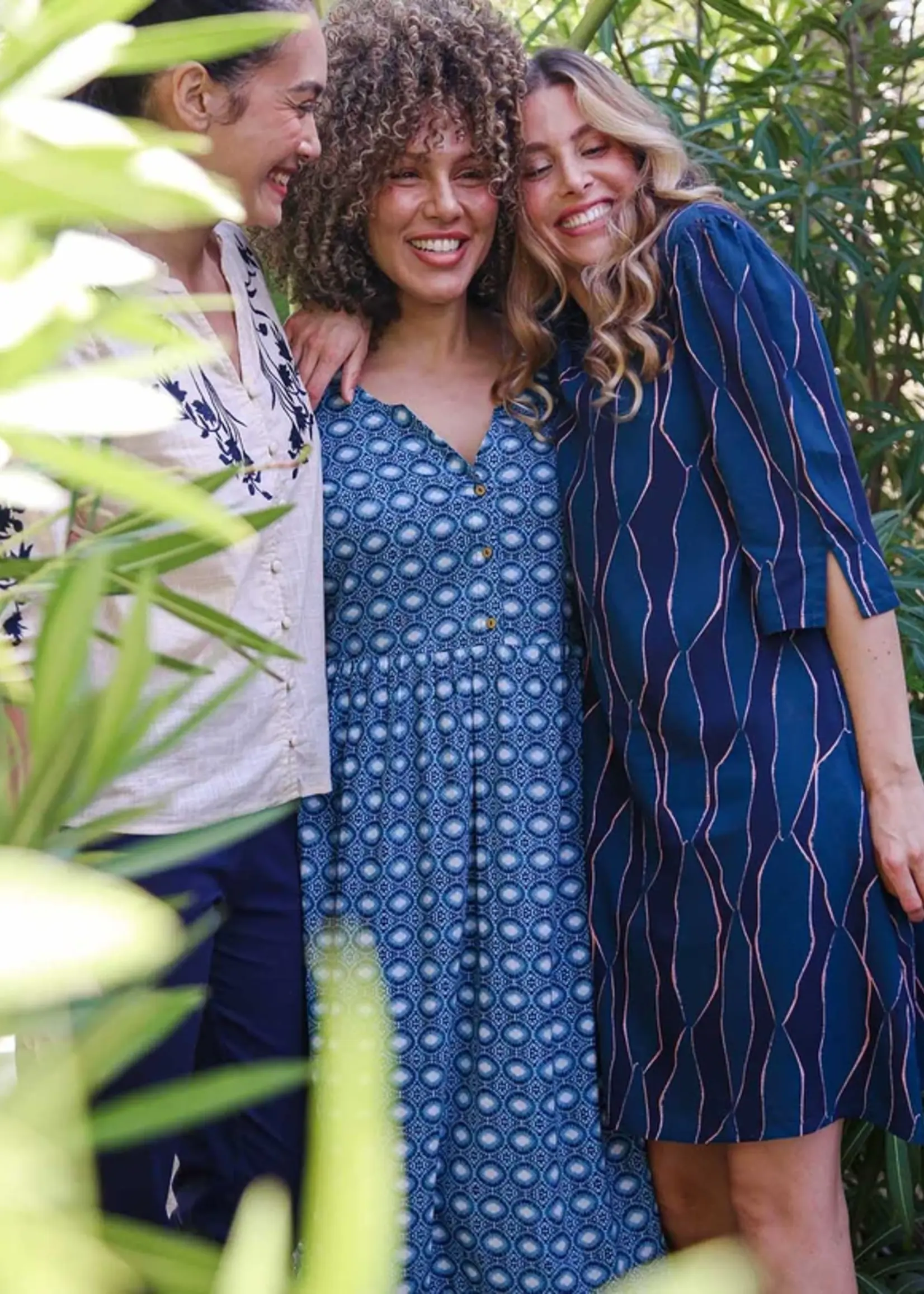 LA FIANCEE Olencia Dress Aksana Minuit