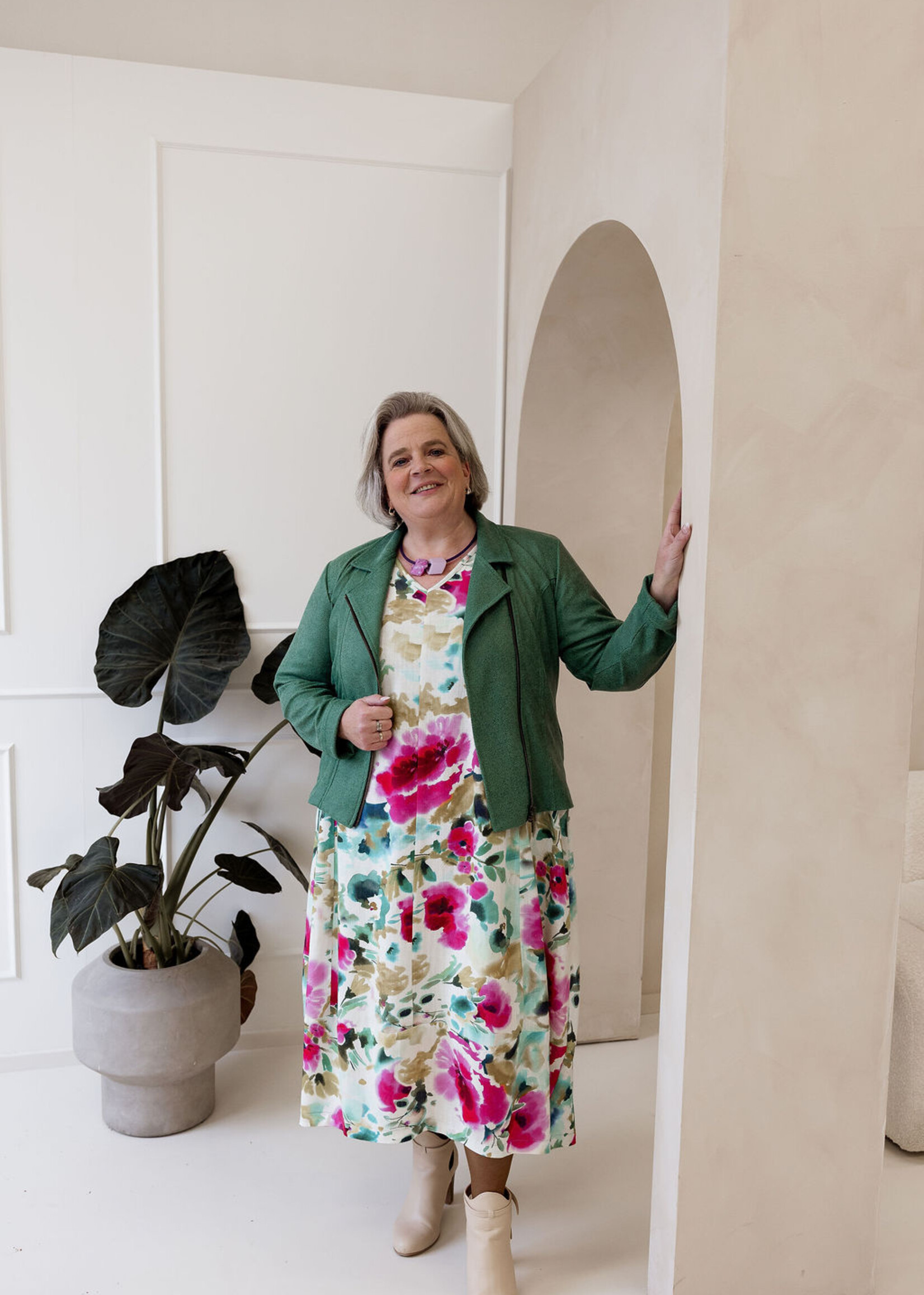 Ophilia Bonnie Tuscany Flower Pink