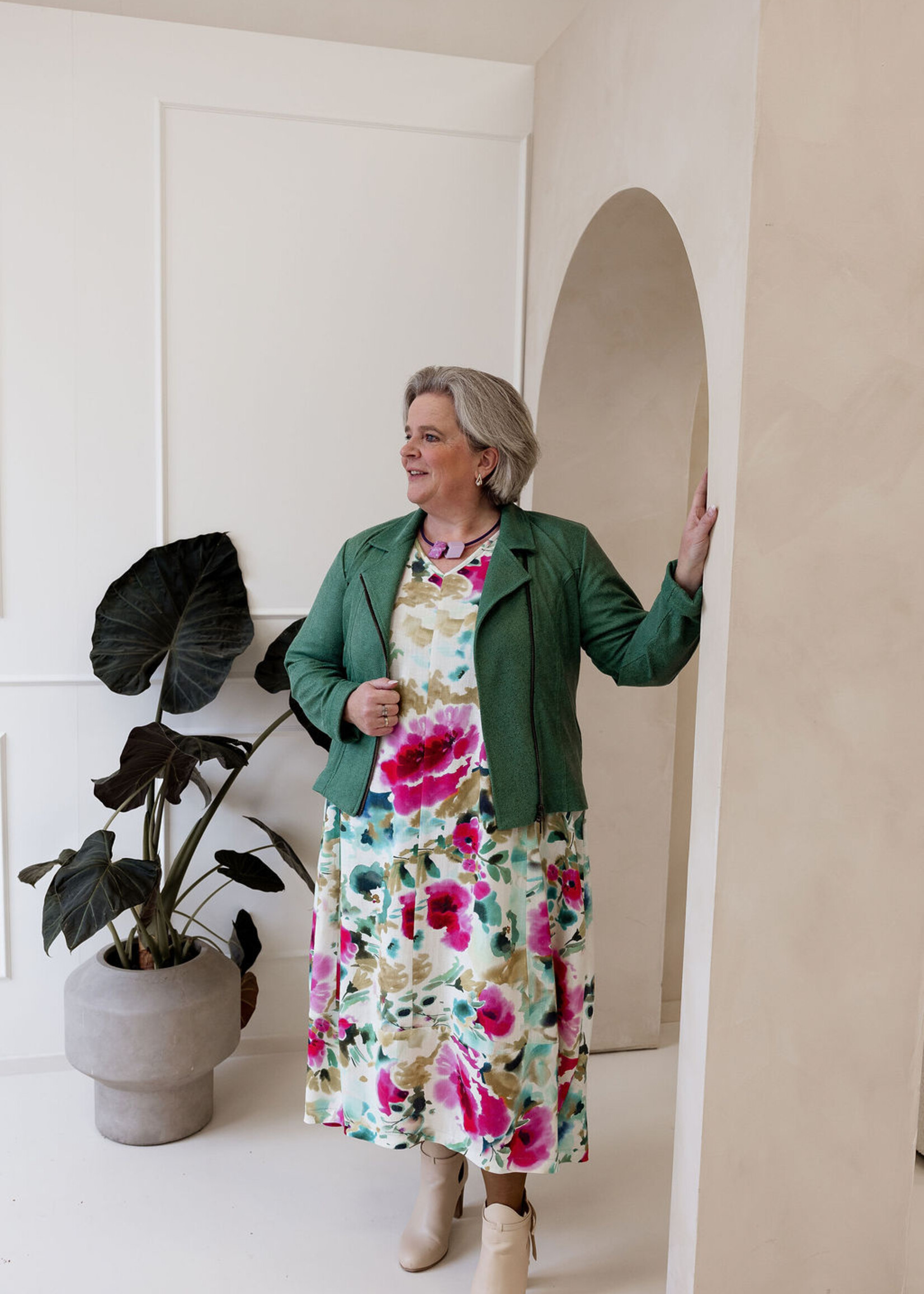 Ophilia Bonnie Tuscany Flower Pink