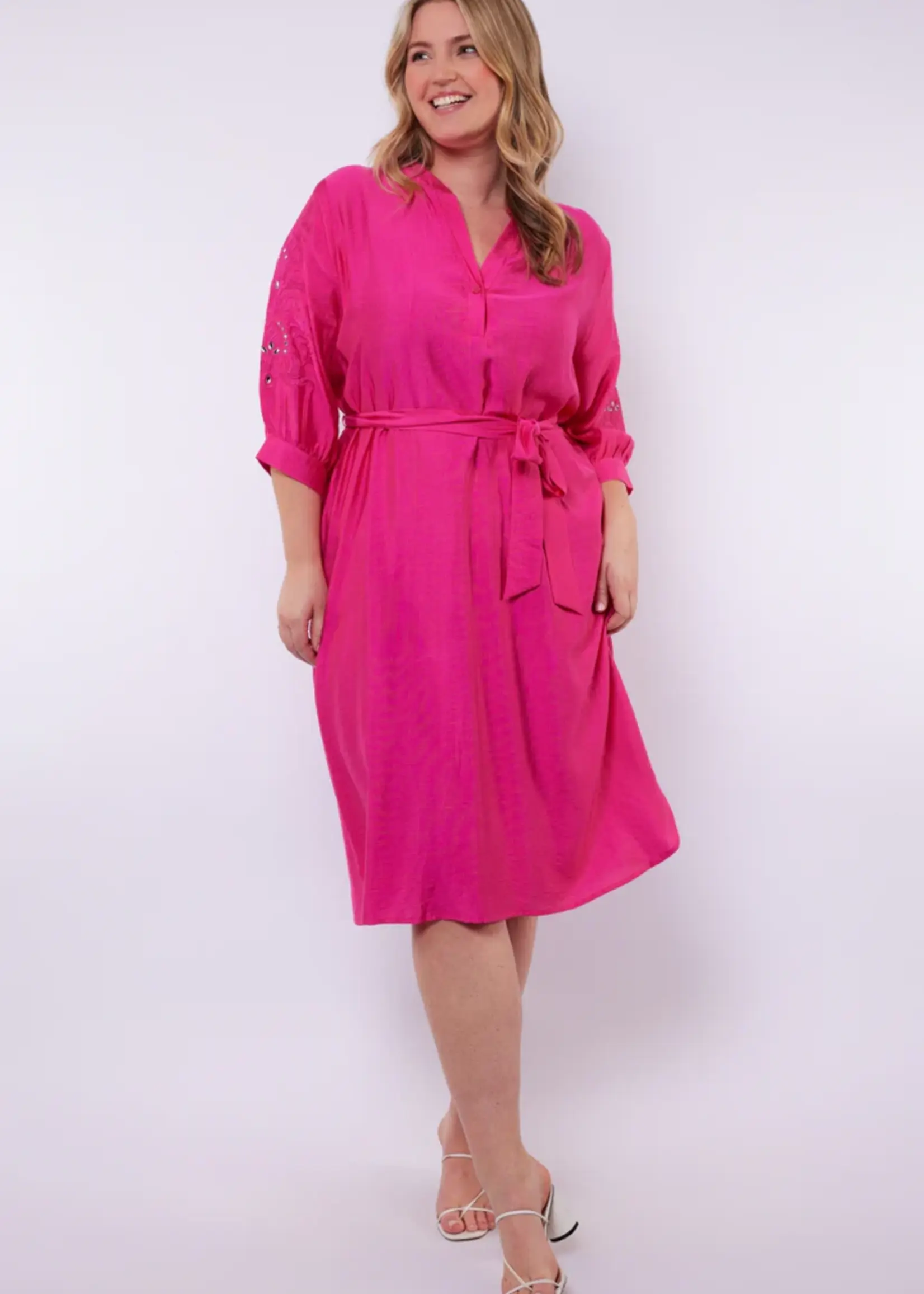 Exxcellent Capriella Dress Hibiscus
