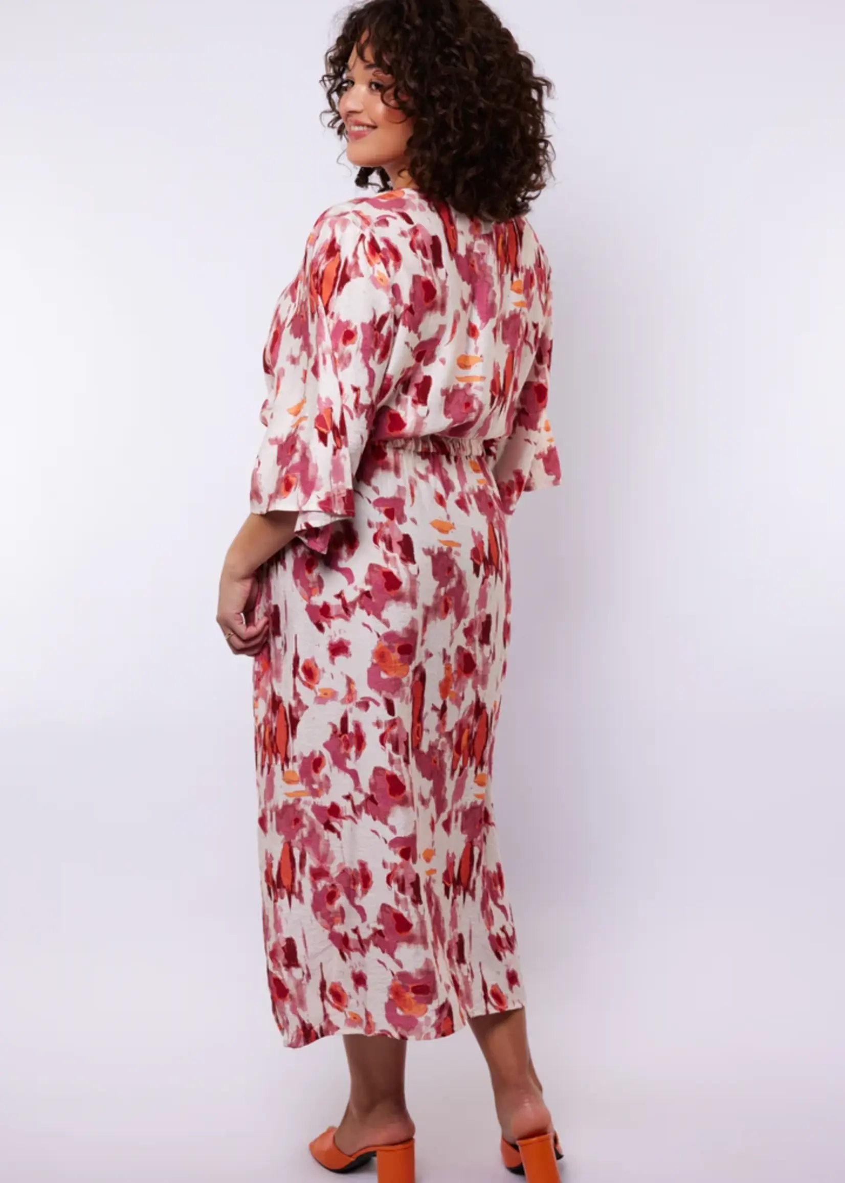 Exxcellent Soraya Dress Sand/Grape