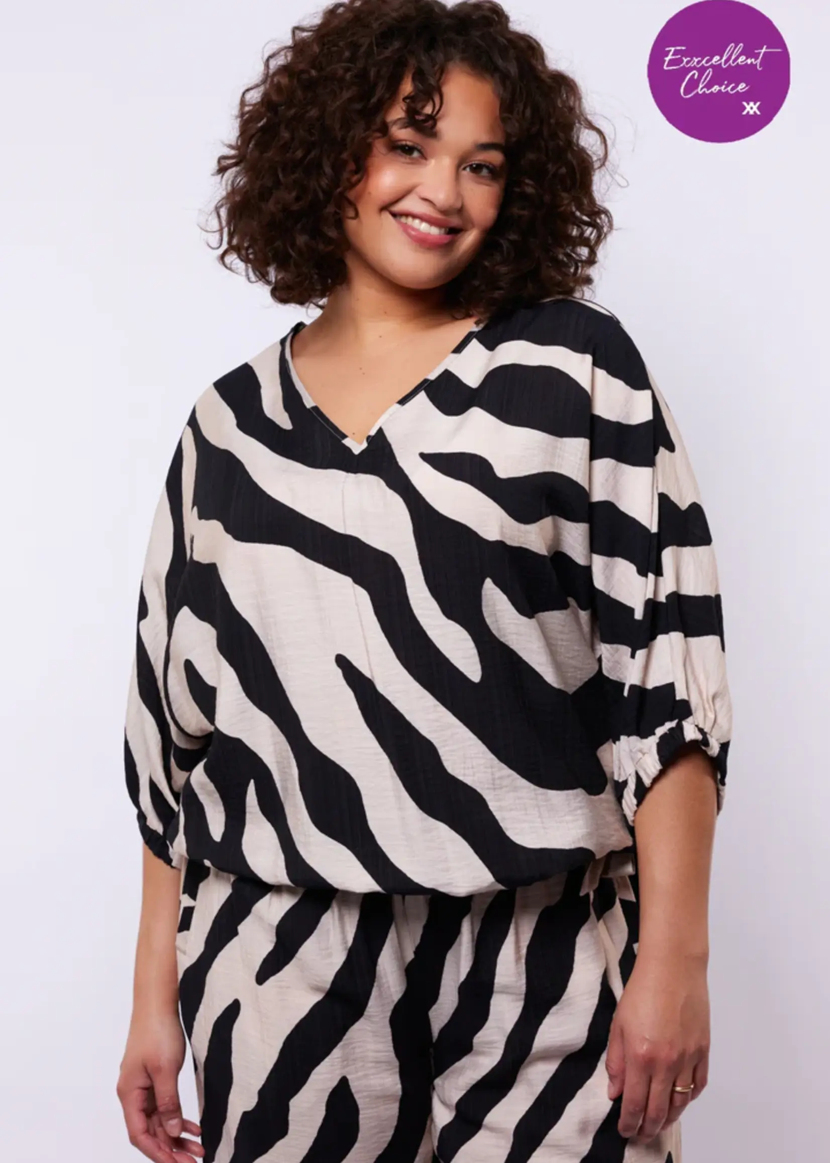 Exxcellent Aubriana Top Sand/Black