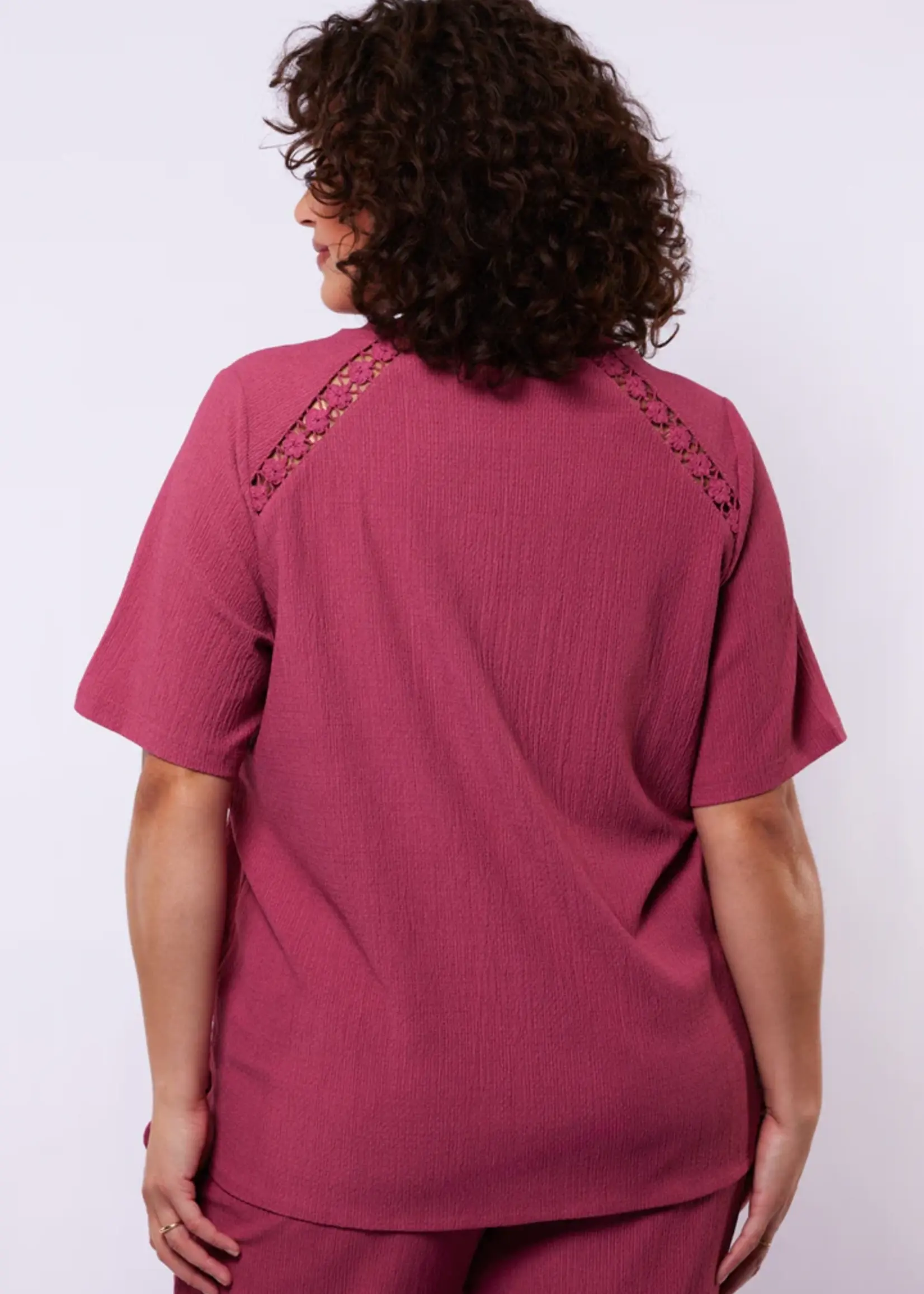 Exxcellent Jaya Top Grape