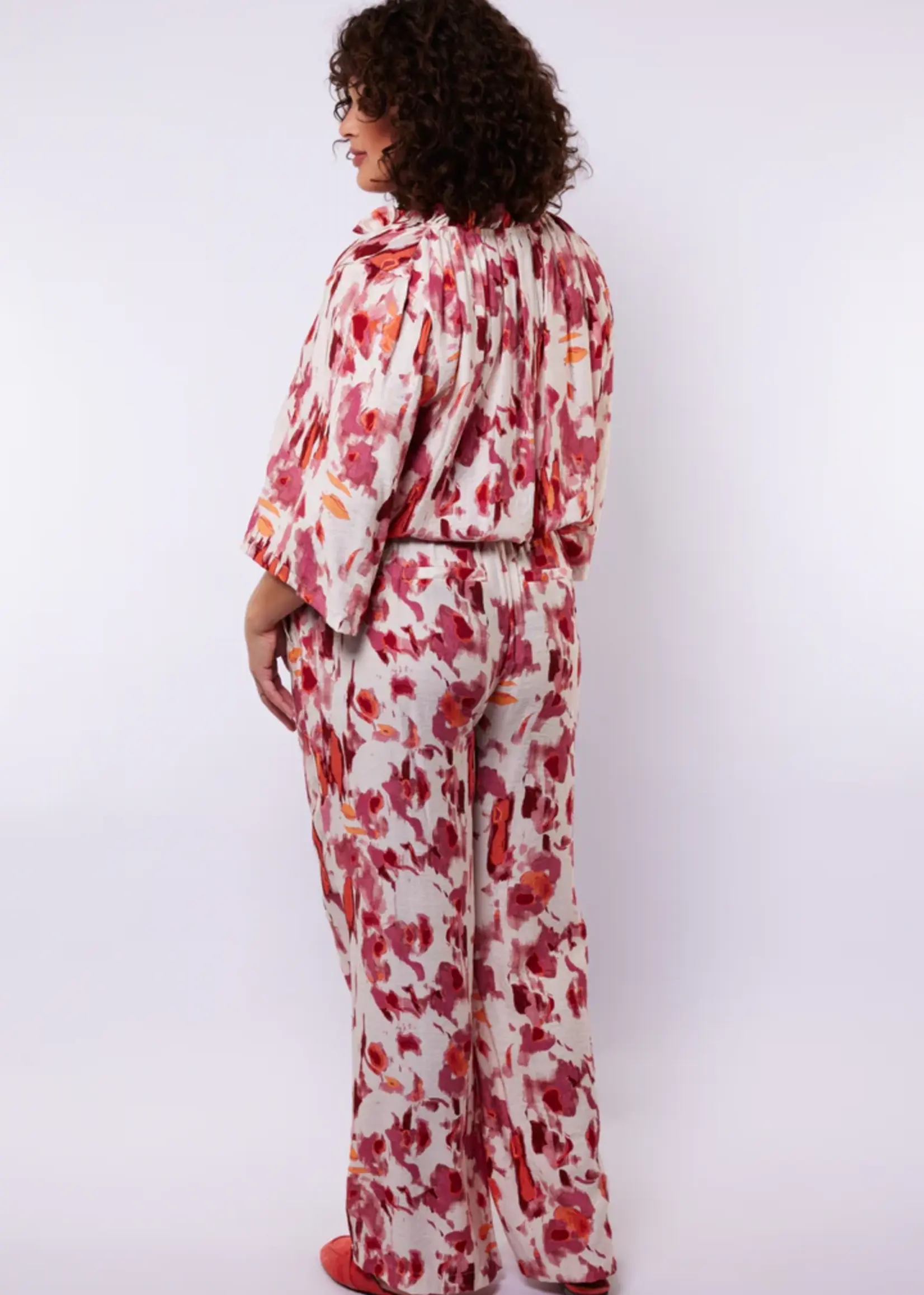 Exxcellent Nikkie Pants Sand/Grape