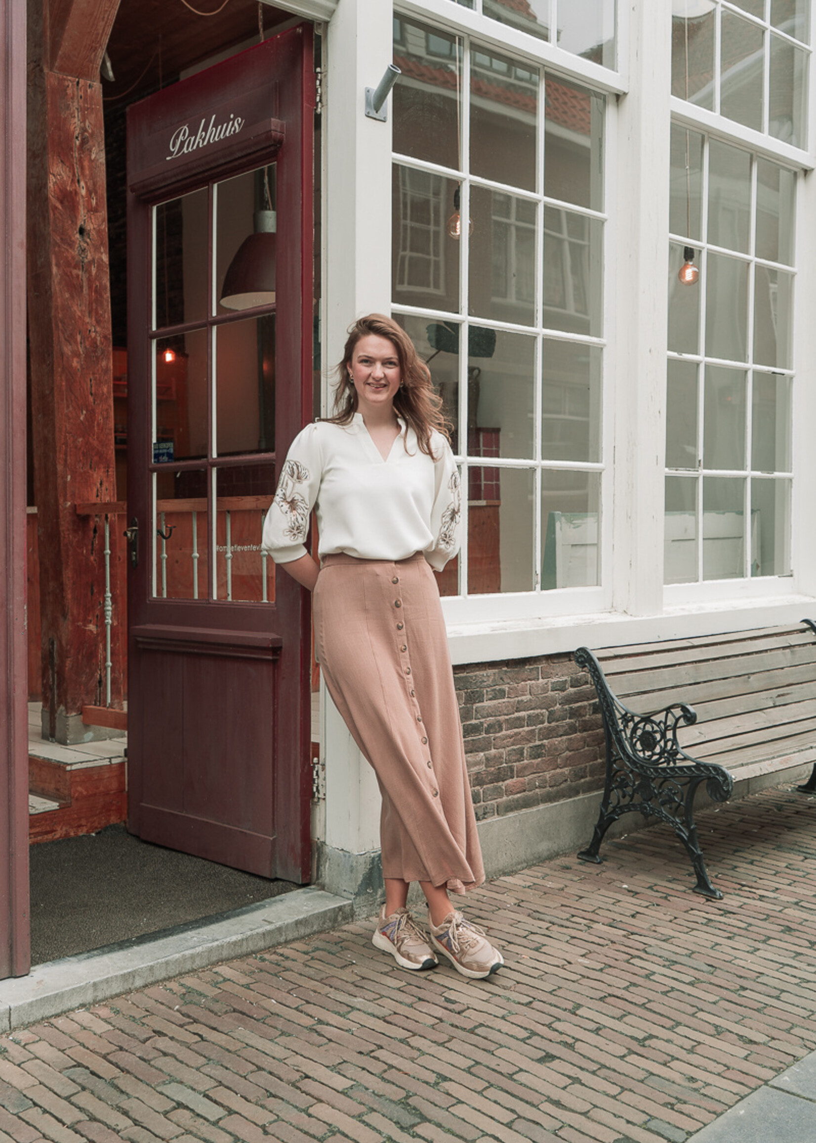 C&S The Label Sierra Skirt Latte