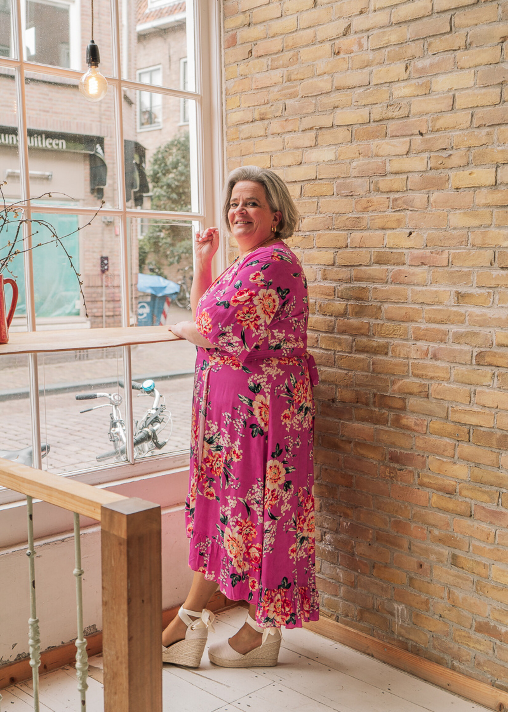 Ophilia Elize Summer flower Fuchsia