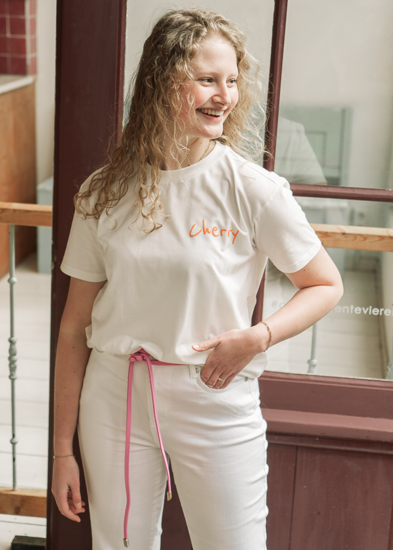FLURESK Danay T-shirt Offwhite/Saffron Orange