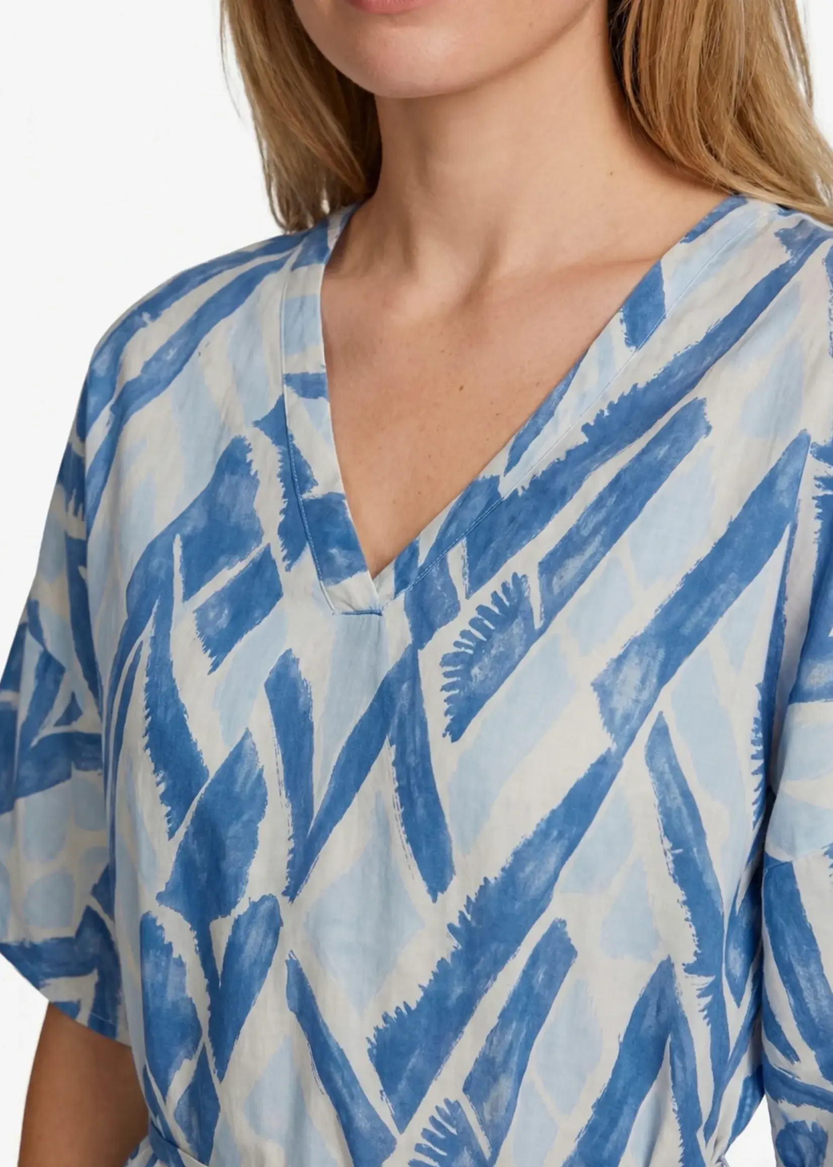 C&S The Label Dalma Dress Sand/Cornflower Blue